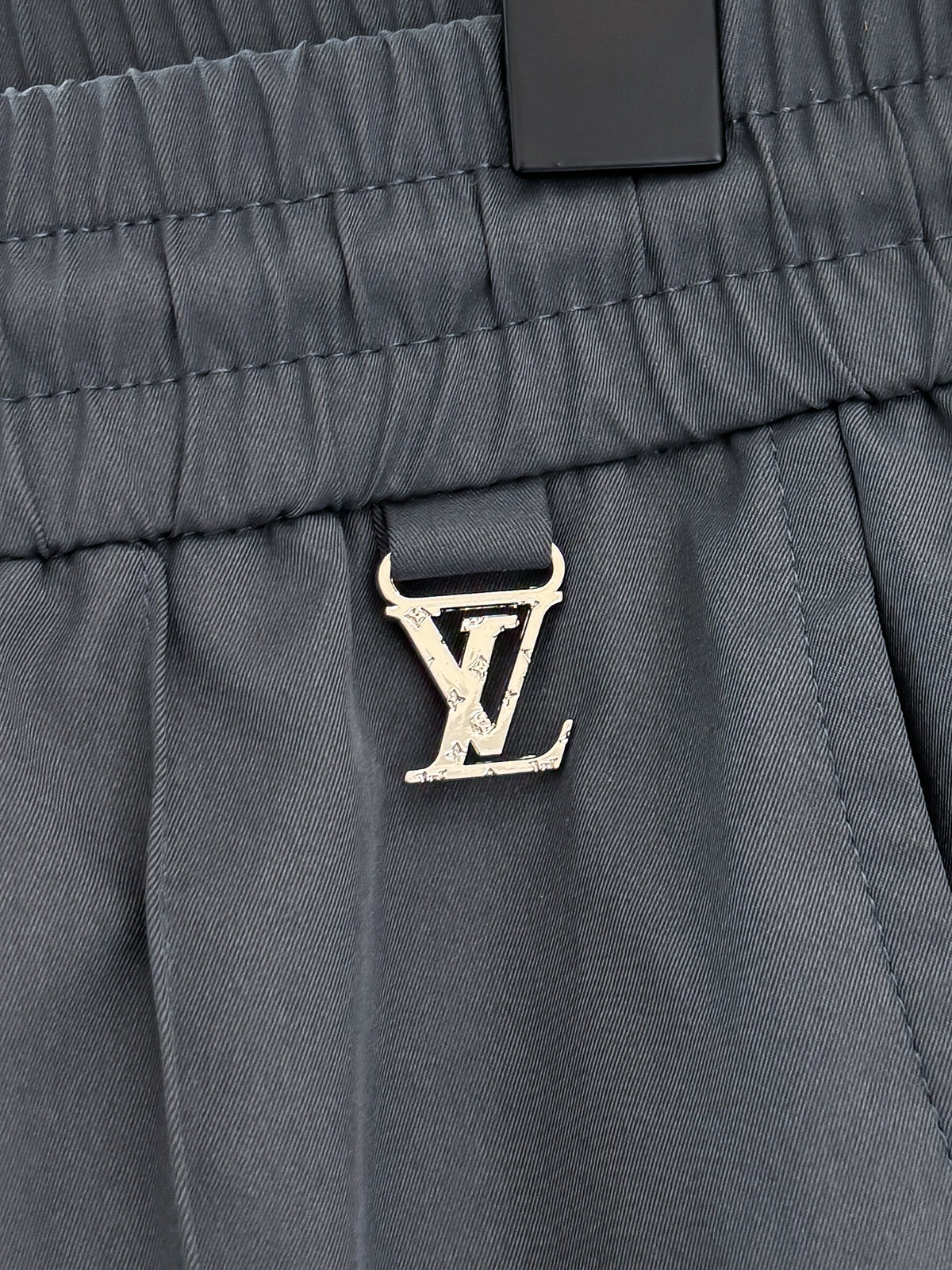 LV 高仿 男款 長褲 直筒剪裁設計 商務休閒百搭款| 9 LV 高仿 男款 長褲 直筒剪裁設計 商務休閒百搭款