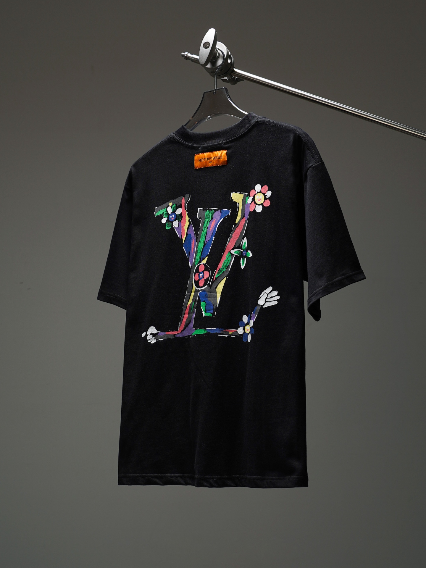 LV 原單男款花卉刺繡黑色短袖T恤 潮流百搭款| 14 LV 原單男款花卉刺繡黑色短袖T恤 潮流百搭款