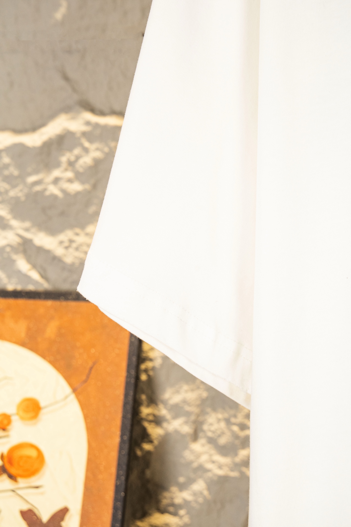 LV原單滿版Monogram刺繡短袖T恤時尚潮流款| 10 LV原單滿版Monogram刺繡短袖T恤時尚潮流款