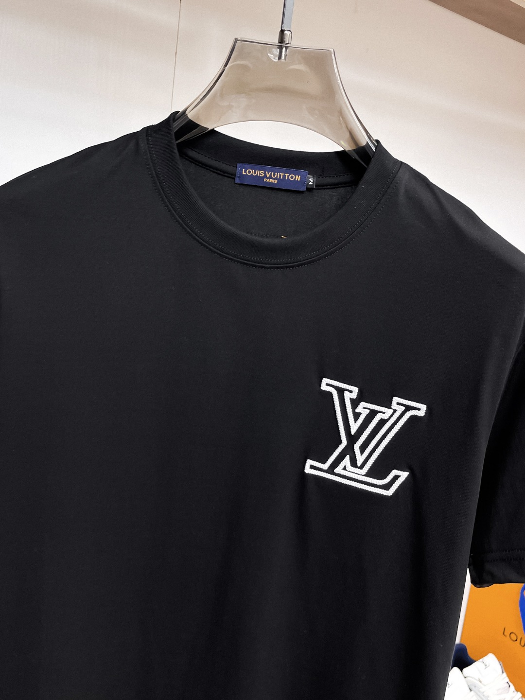 LV A貨簡約刺繡Logo短袖T恤百搭潮流款| 12 LV A貨簡約刺繡Logo短袖T恤百搭潮流款