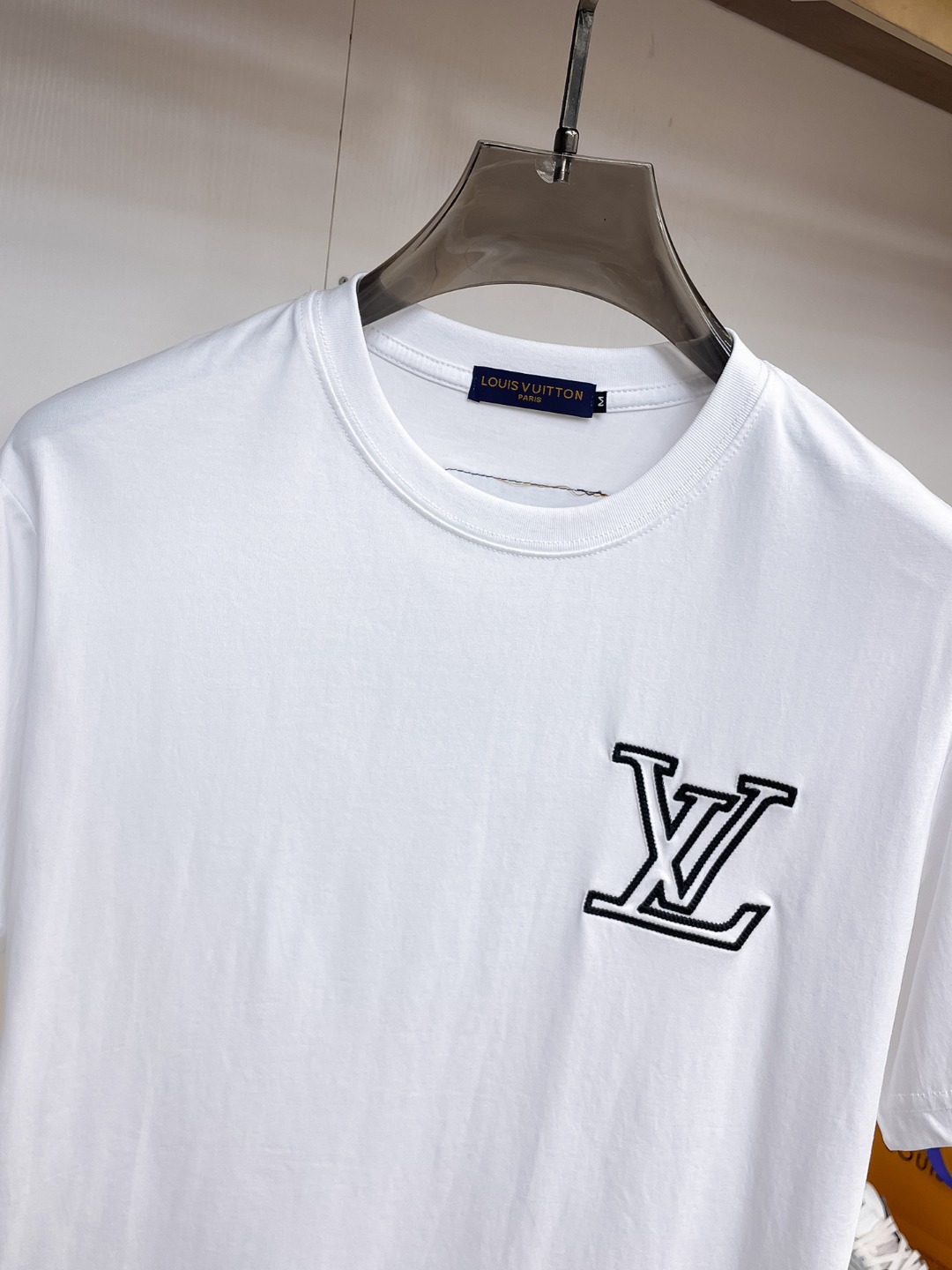 LV原單滿版Monogram刺繡短袖T恤時尚潮流款| 13 LV原單滿版Monogram刺繡短袖T恤時尚潮流款