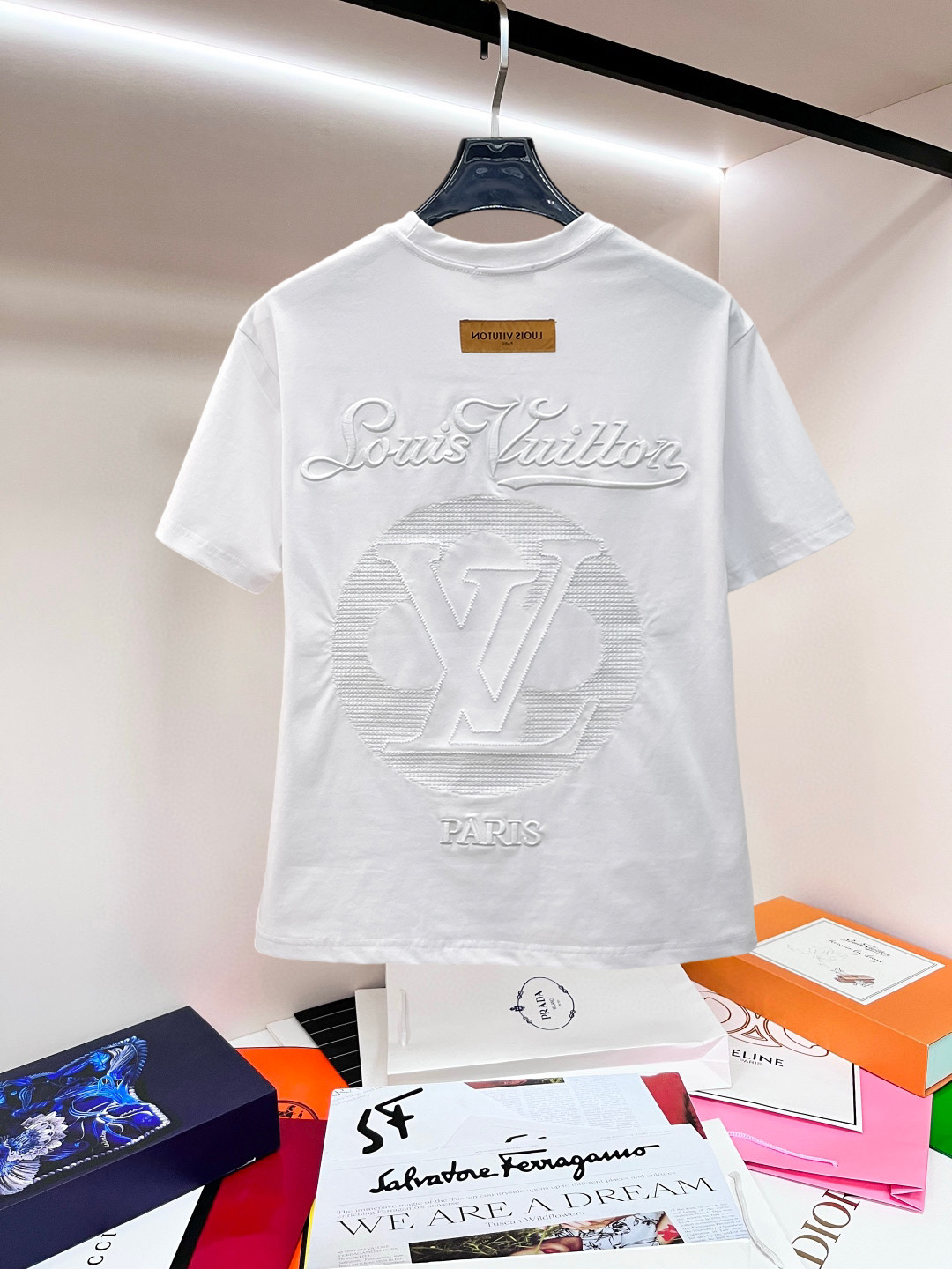 LV高仿刺繡字母短袖T恤白色簡約男士上衣| 13 LV高仿刺繡字母短袖T恤白色簡約男士上衣