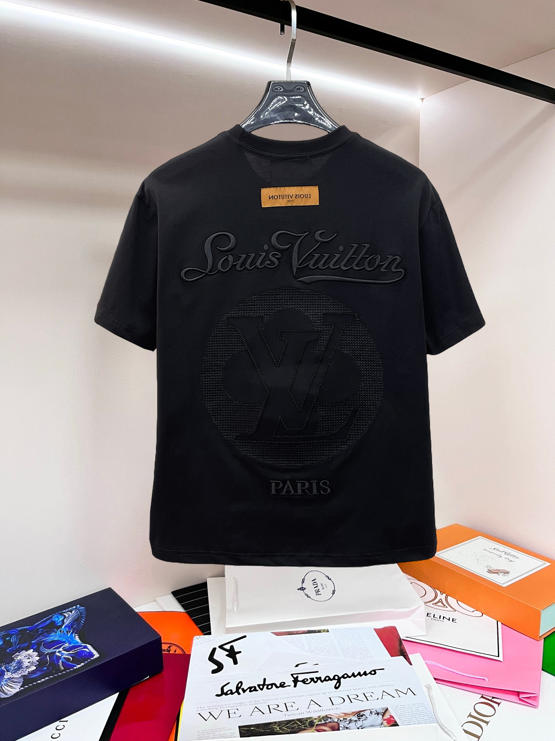 LV一比一刺繡Logo短袖T恤黑色寬鬆高端男裝| 14 LV一比一刺繡Logo短袖T恤黑色寬鬆高端男裝
