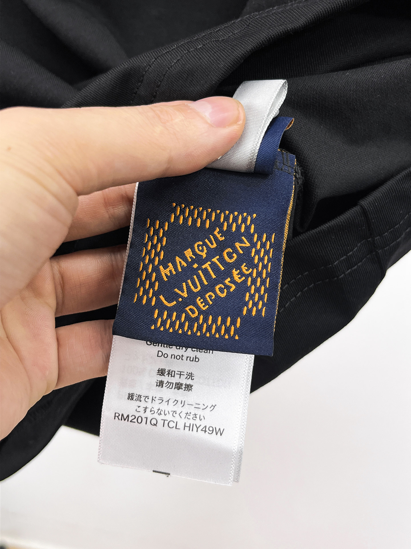 LV一比一刺繡Logo短袖T恤黑色寬鬆高端男裝| 7 LV一比一刺繡Logo短袖T恤黑色寬鬆高端男裝
