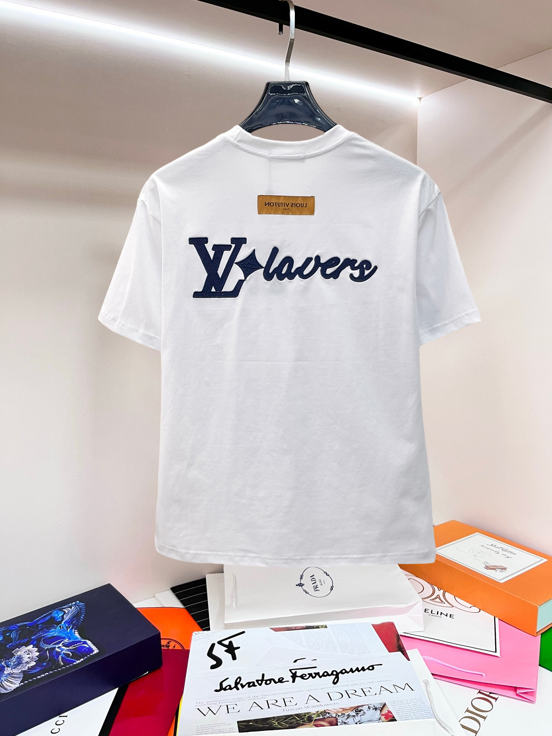 LV原單藍色刺繡Logo短袖T恤白色男士百搭上衣| 14 LV原單藍色刺繡Logo短袖T恤白色男士百搭上衣