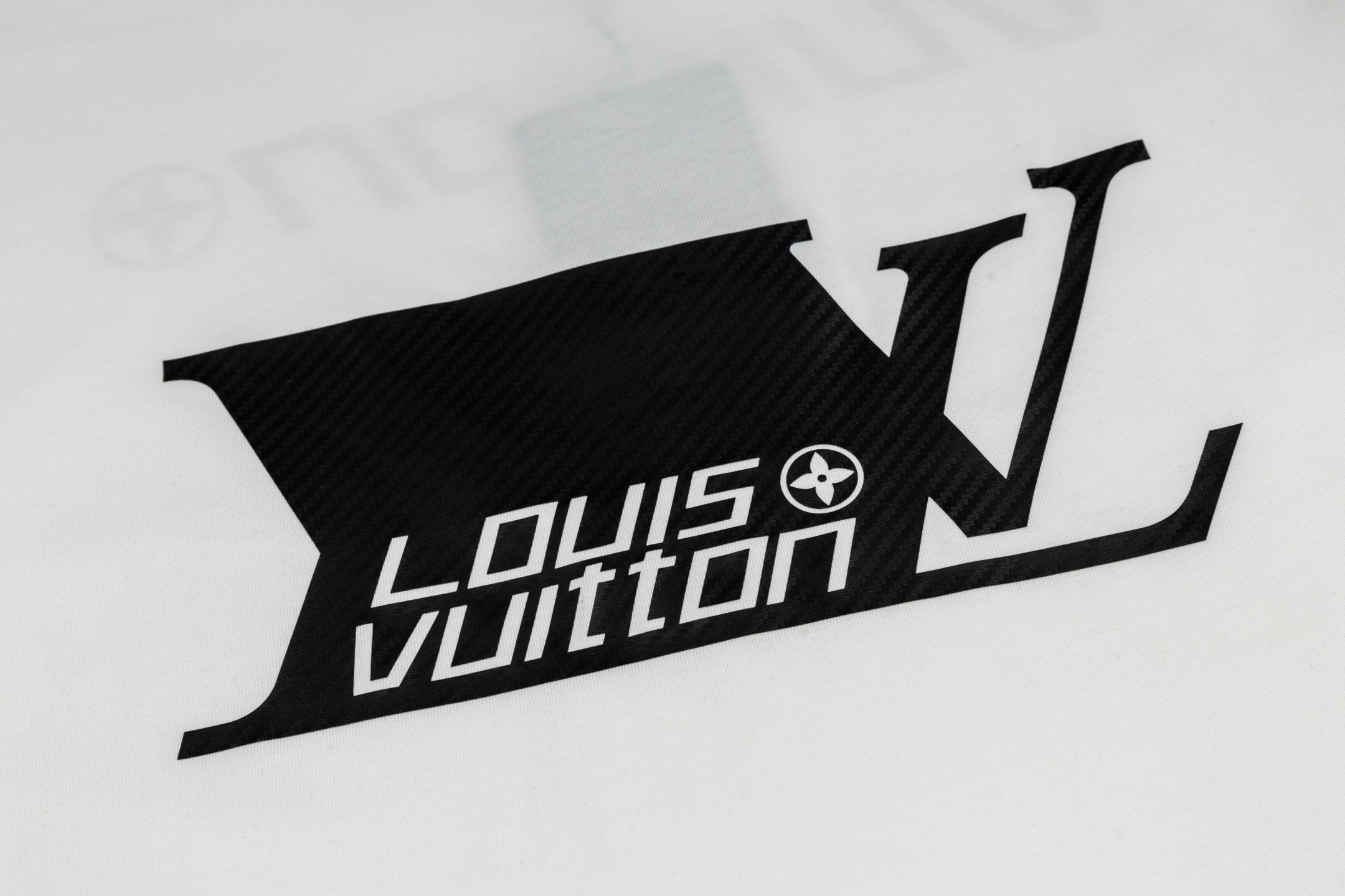 LV 高仿男款經典Logo印花短袖T恤 時尚百搭款| 10 LV 高仿男款經典Logo印花短袖T恤 時尚百搭款
