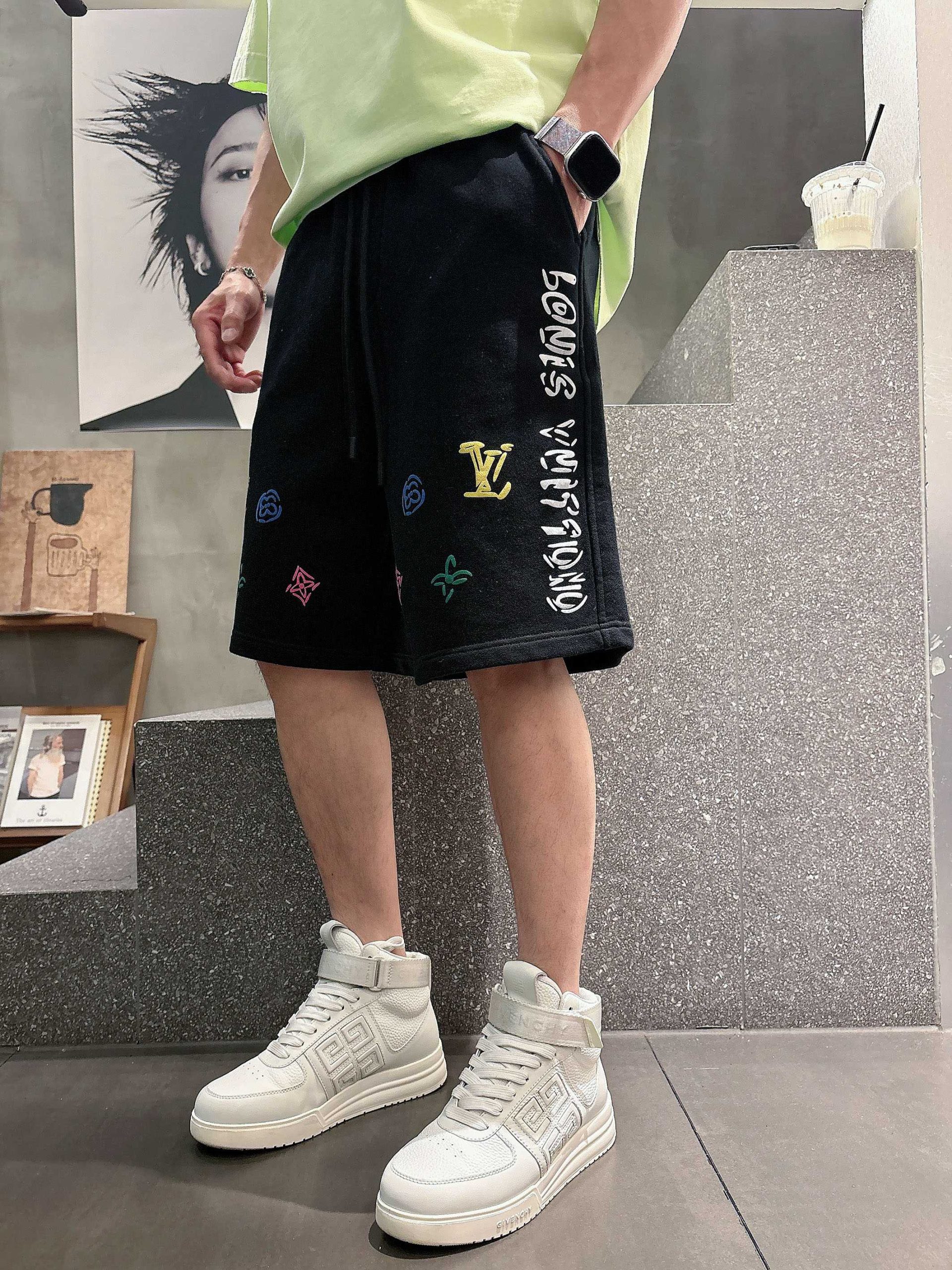 LV A貨多色印花短褲 潮流圖案設計男士休閒運動五分褲 黑色| 14 LV A貨多色印花短褲 潮流圖案設計男士休閒運動五分褲 黑色
