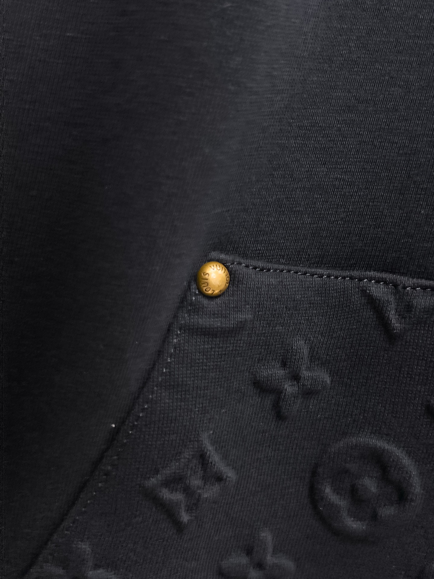 LV 一比一工裝拼接口袋短褲 Monogram壓紋設計 潮流休閒款| 10 LV 一比一工裝拼接口袋短褲 Monogram壓紋設計 潮流休閒款