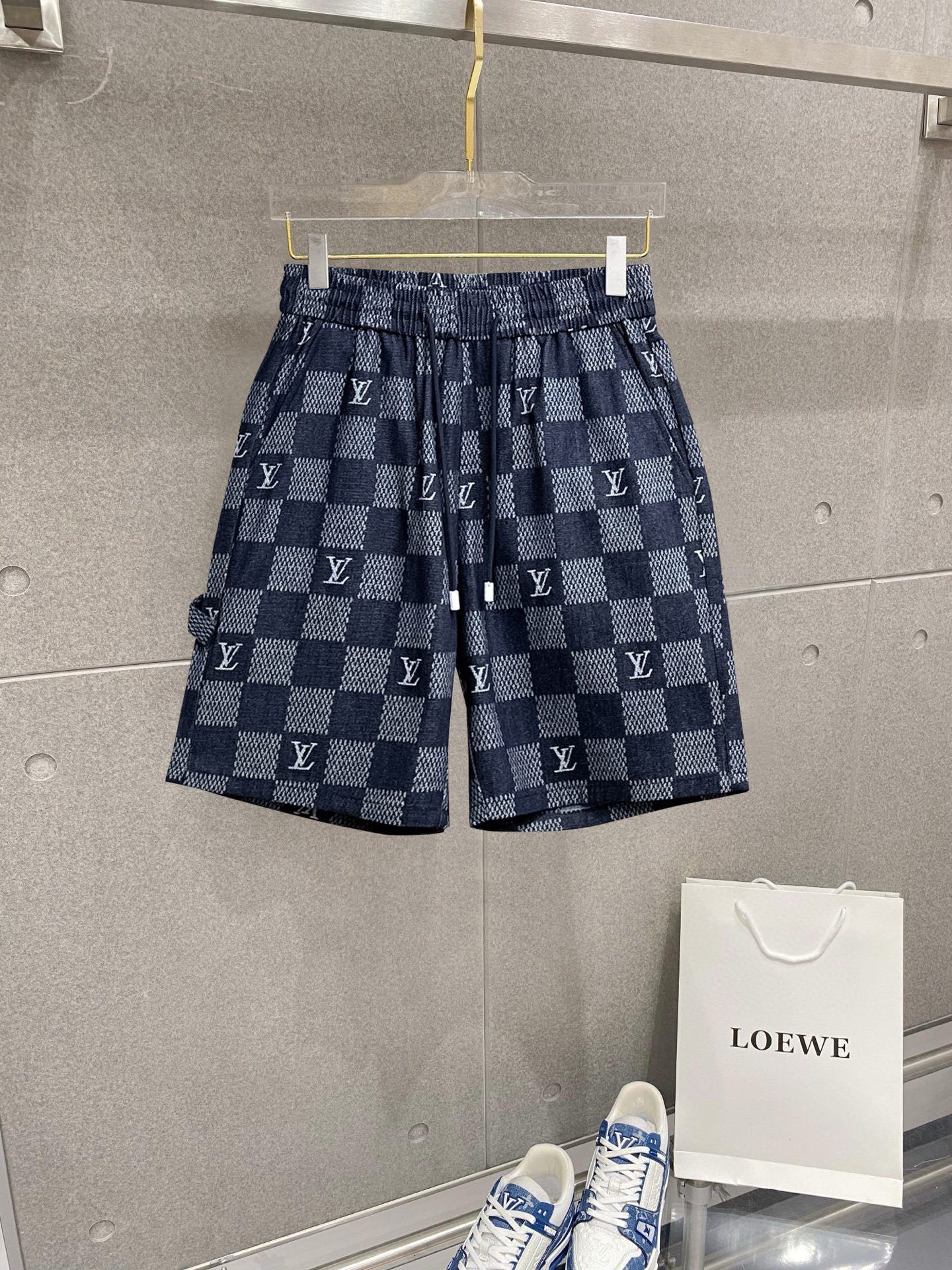 LV 一比一棋盤格提花運動短褲 男士休閒寬鬆五分褲| 6 LV 一比一棋盤格提花運動短褲 男士休閒寬鬆五分褲
