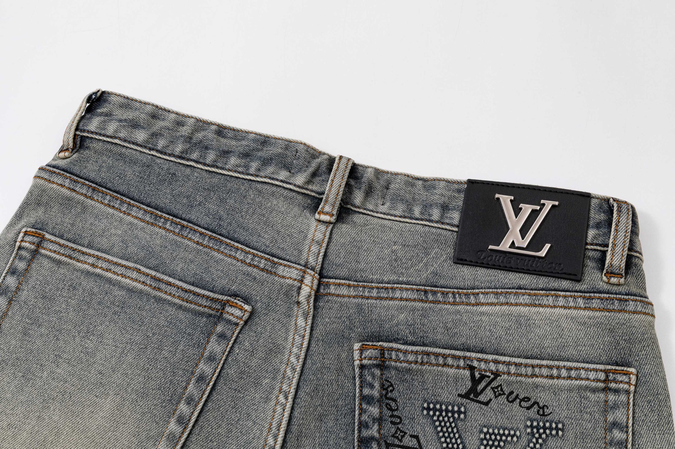 LV A貨復古水洗牛仔短褲男士寬版休閒丹寧五分褲| 12 LV A貨復古水洗牛仔短褲男士寬版休閒丹寧五分褲