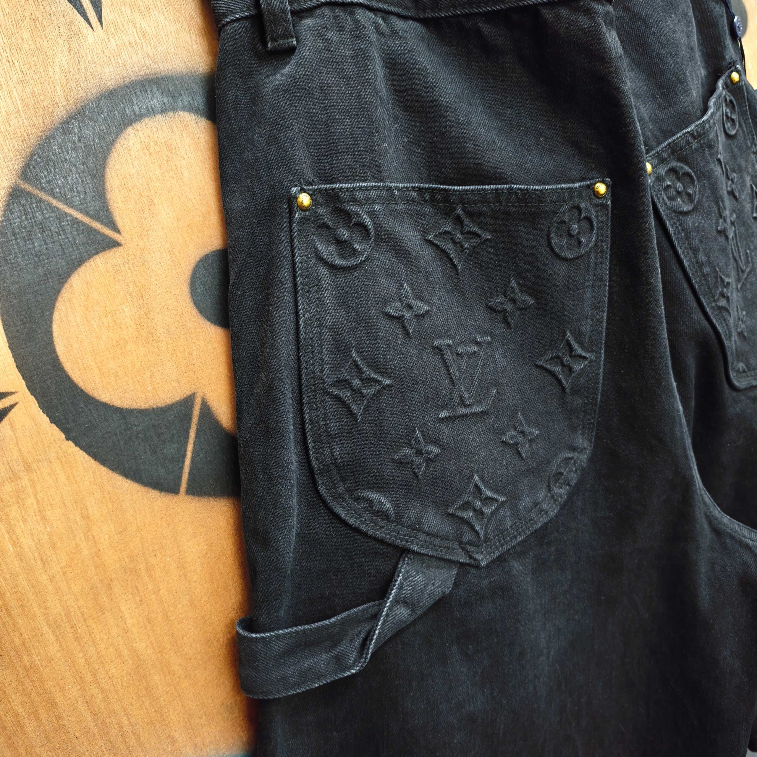 LV高仿立體壓紋Monogram牛仔短褲男士寬鬆五分褲| 9 LV高仿立體壓紋Monogram牛仔短褲男士寬鬆五分褲