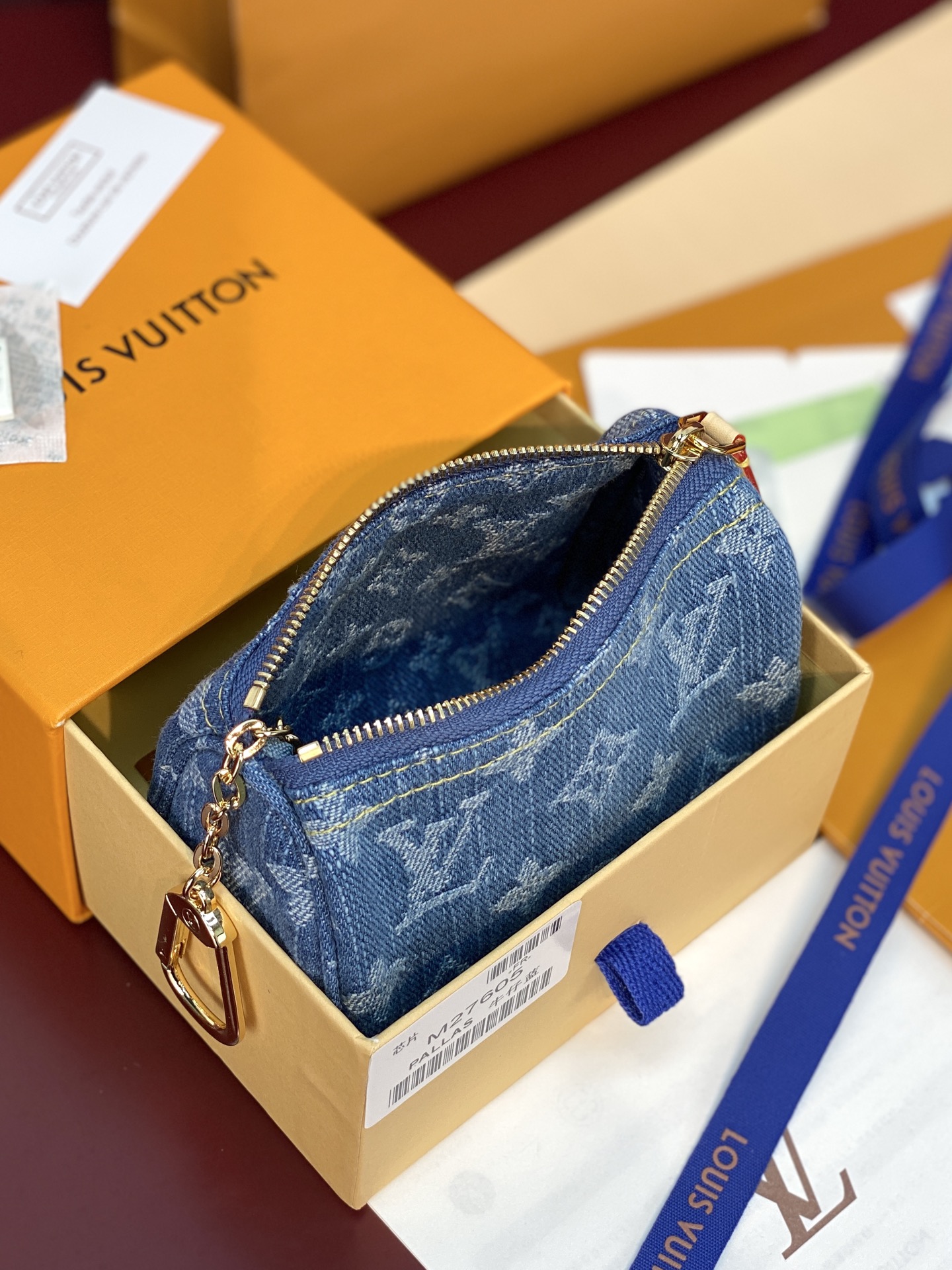 LV高仿Monogram牛仔丹寧零錢包 藍色拉鏈短夾| 12 LV高仿Monogram牛仔丹寧零錢包 藍色拉鏈短夾