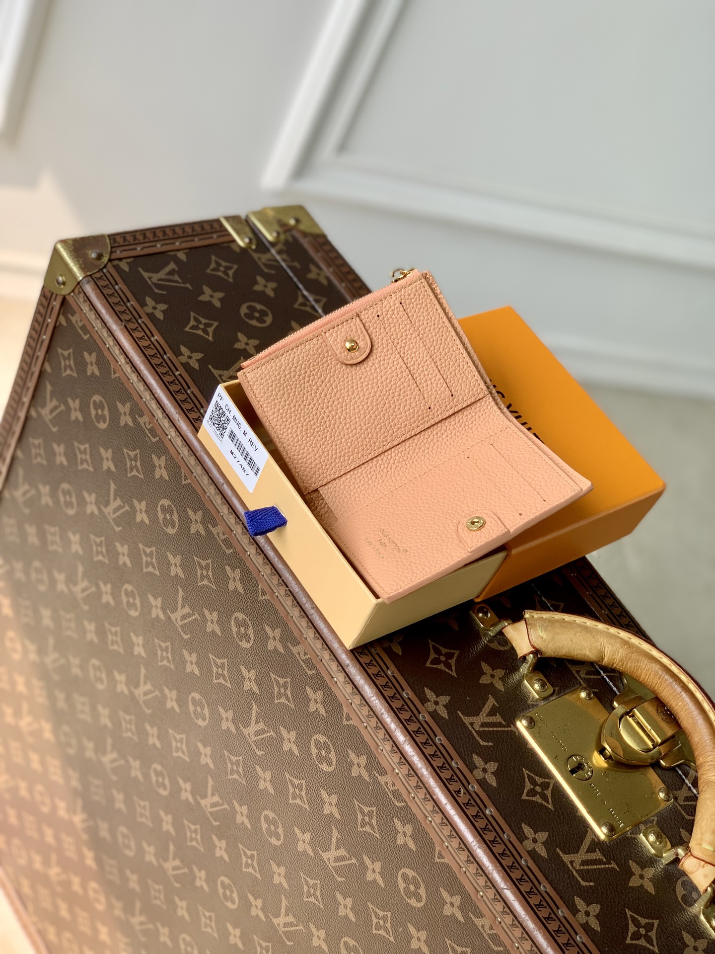LV高仿Monogram壓紋短夾 奶茶粉色拉鏈錢包| 14 LV高仿Monogram壓紋短夾 奶茶粉色拉鏈錢包