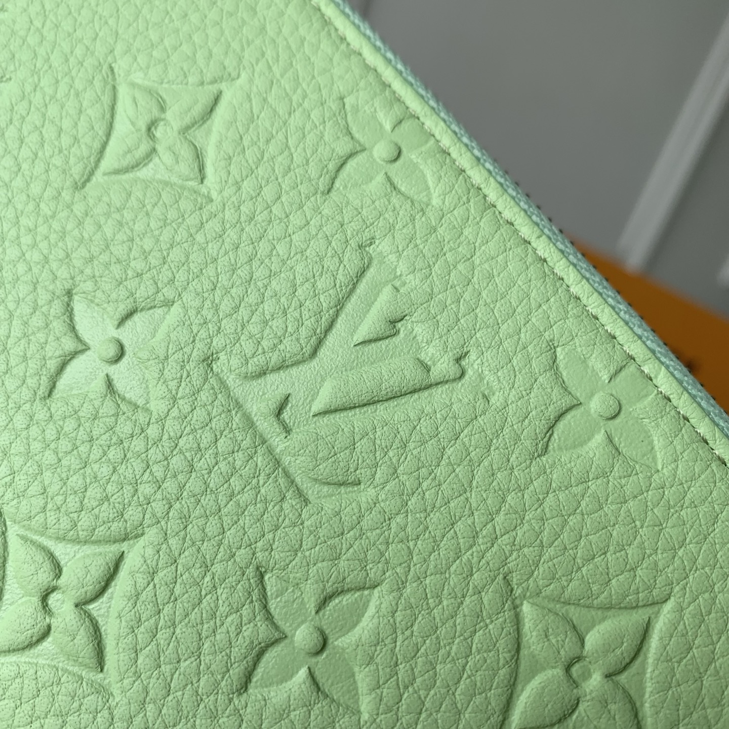 LV原單Monogram薄荷綠長夾 精品拉鏈皮夾| 11 LV原單Monogram薄荷綠長夾 精品拉鏈皮夾