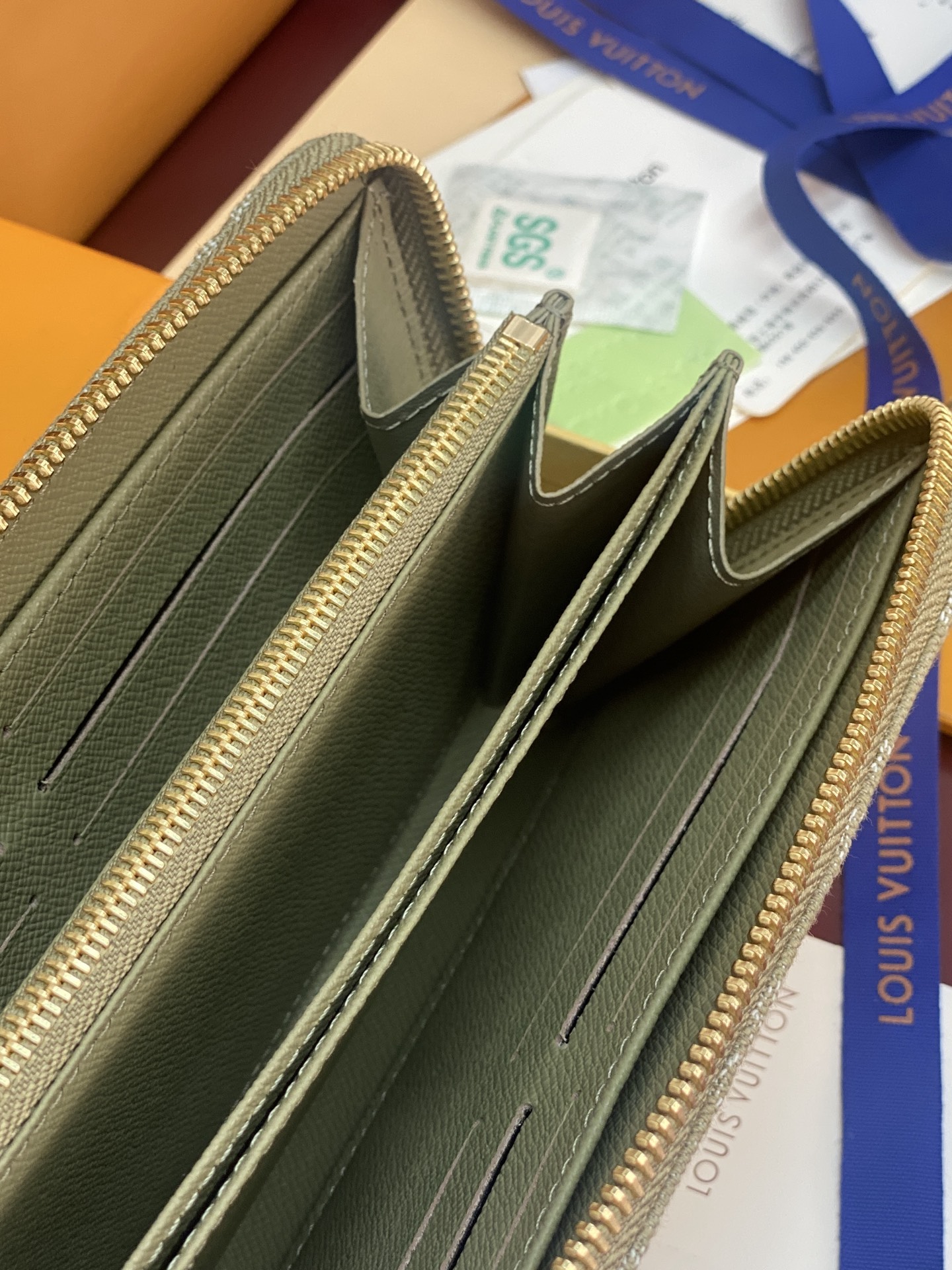 LV一比一丹寧Monogram拉鍊長夾 灰綠色精品女款| 10 LV一比一丹寧Monogram拉鍊長夾 灰綠色精品女款
