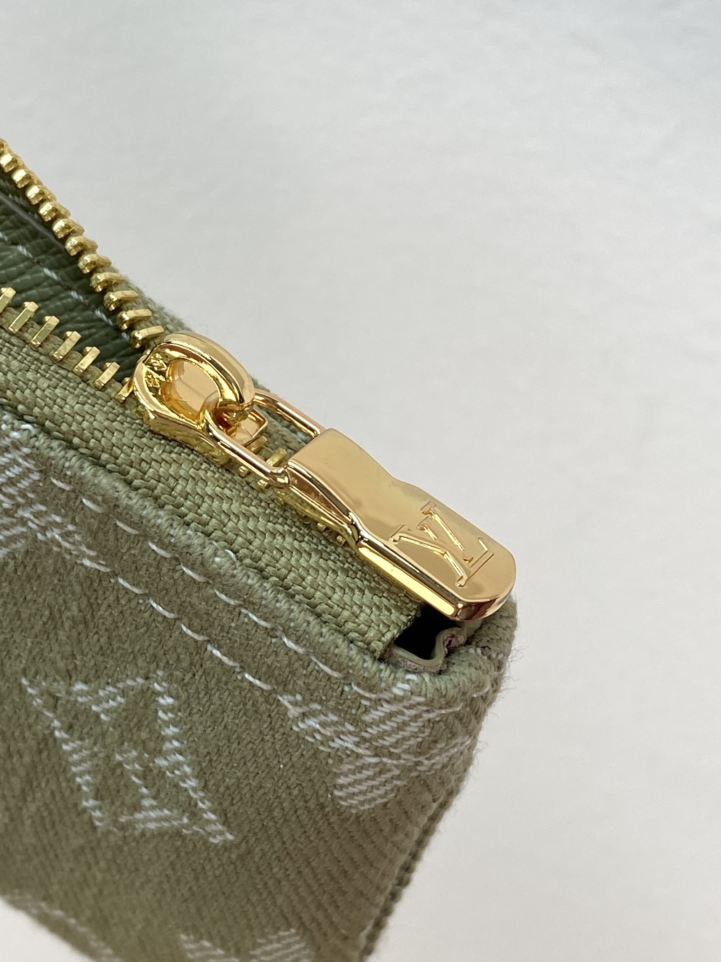 LV原單丹寧Monogram迷你零錢包 灰綠掛鏈卡包| 8 LV原單丹寧Monogram迷你零錢包 灰綠掛鏈卡包