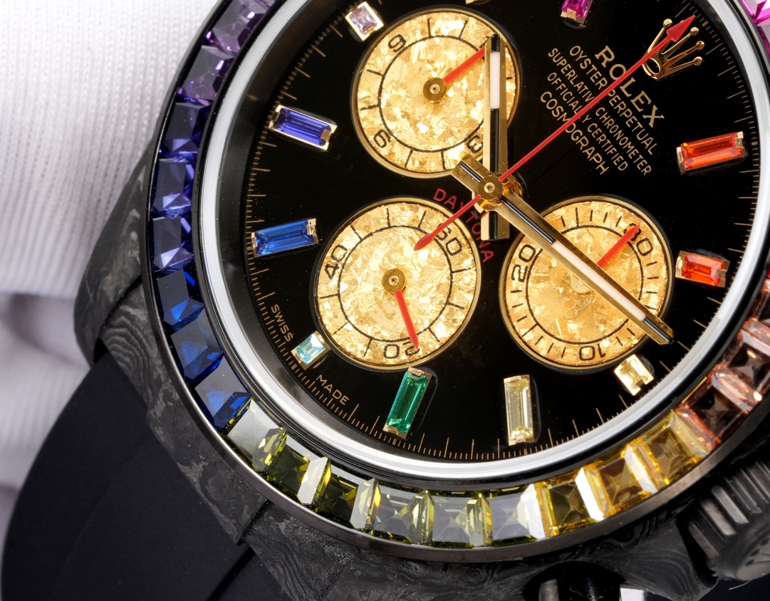 Rolex 一比一 Daytona彩虹圈黑面金盤計時腕錶 碳纖維高端款| 9 Rolex 一比一 Daytona彩虹圈黑面金盤計時腕錶 碳纖維高端款