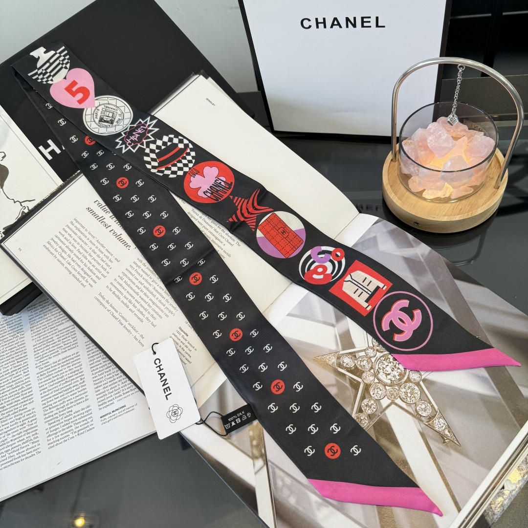 Chanel彩色圖騰絲巾女 一比一高級感圍巾 原單百搭時尚配件| 10 Chanel彩色圖騰絲巾女 一比一高級感圍巾 原單百搭時尚配件