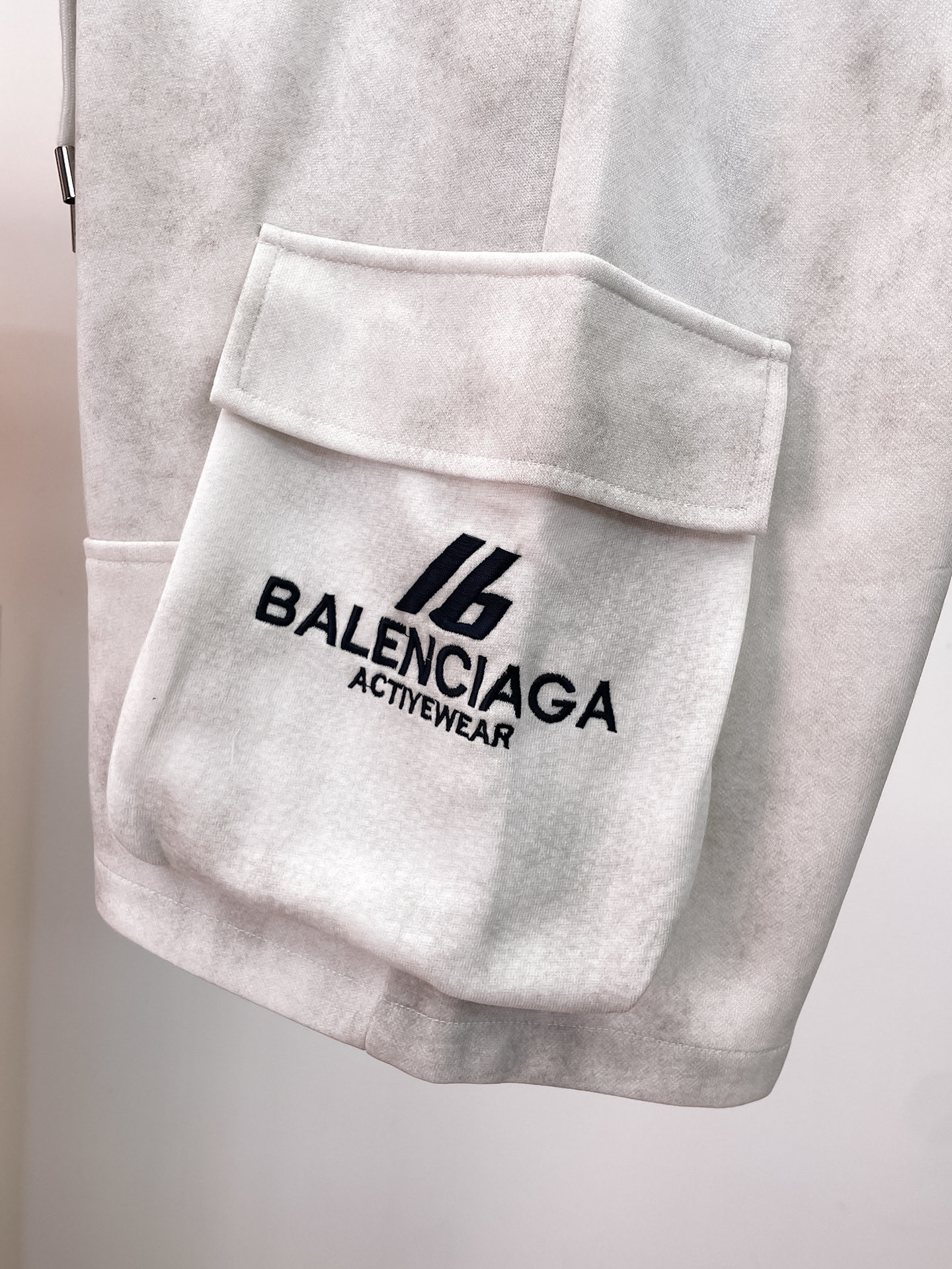 Balenciaga 一比一 男款抽繩短褲 側邊大Logo設計 潮流休閒款| 11 Balenciaga 一比一 男款抽繩短褲 側邊大Logo設計 潮流休閒款