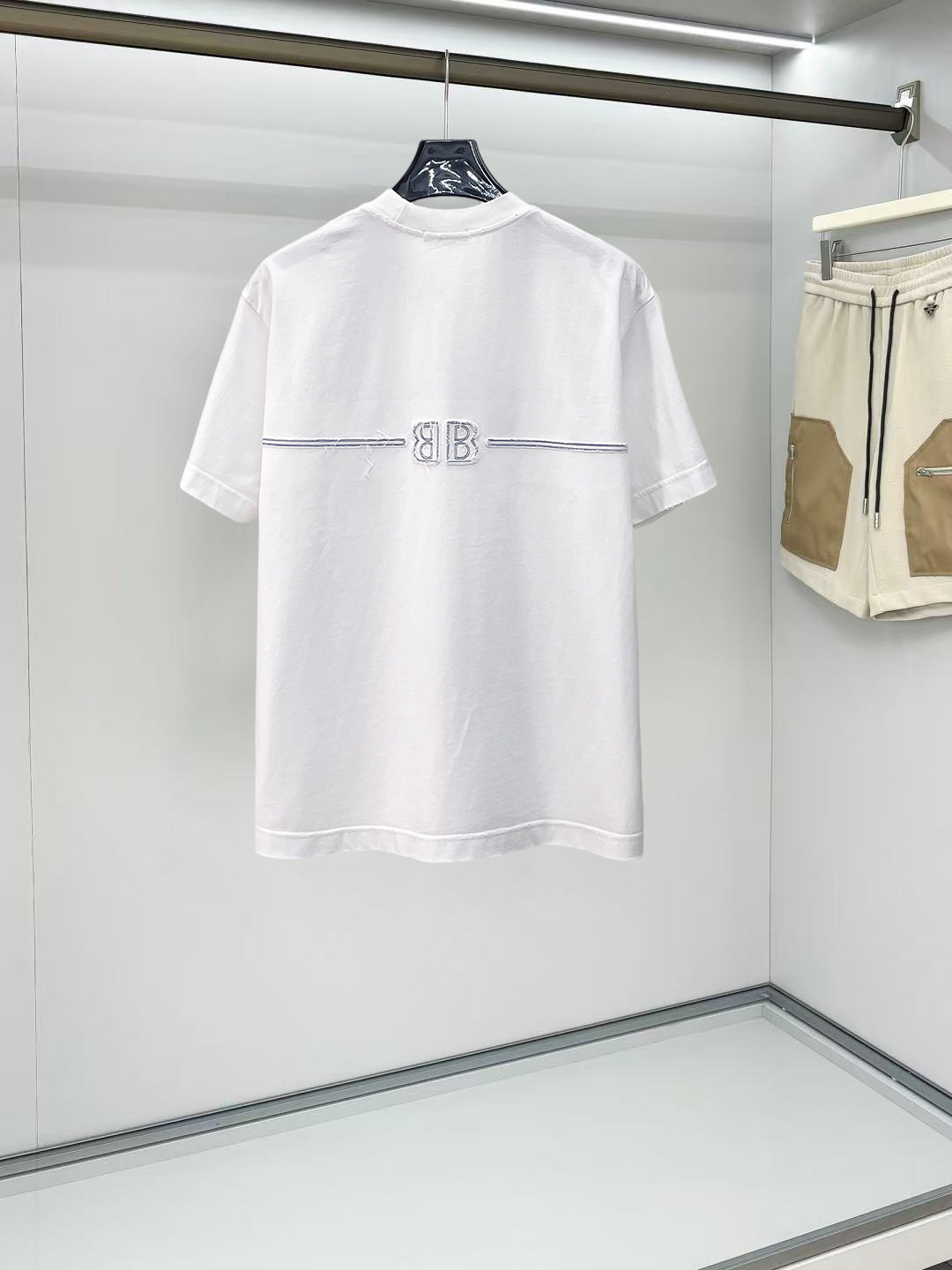 Balenciaga 復刻 男款短袖T恤 立體滴膠字母設計 簡約百搭款| 14 Balenciaga 復刻 男款短袖T恤 立體滴膠字母設計 簡約百搭款