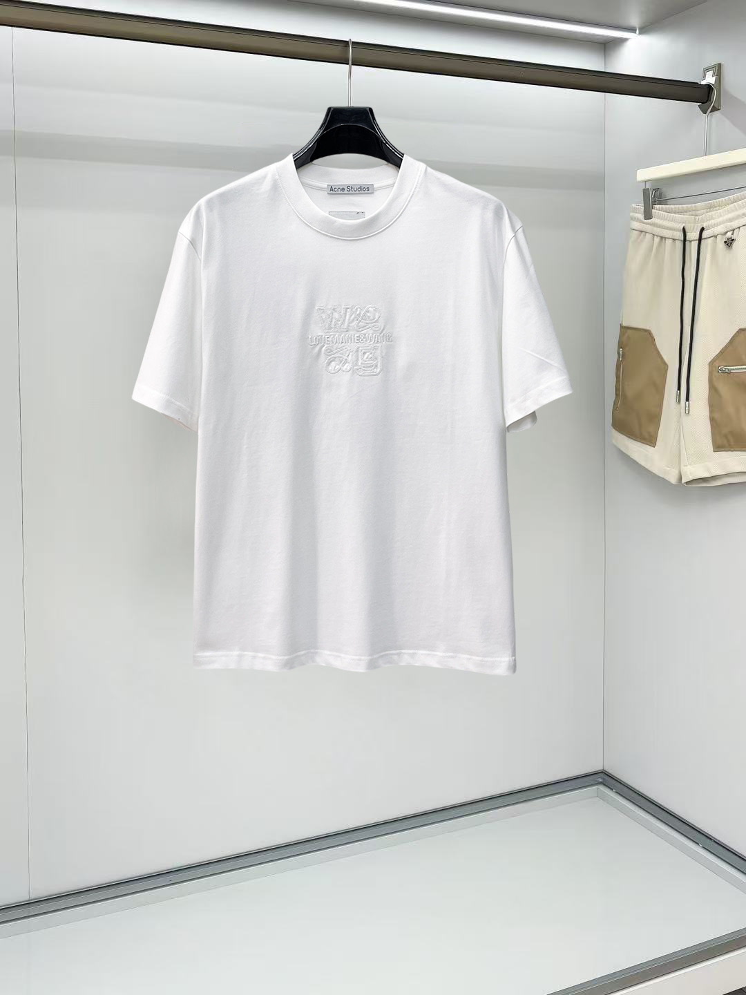 Balenciaga 原單 男款短袖T恤 立體壓紋Logo 簡約休閒款