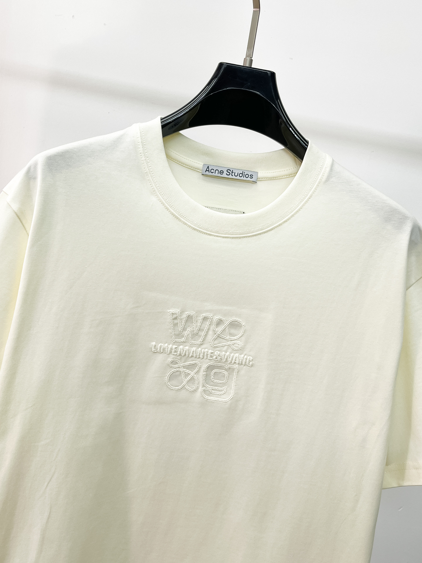 Balenciaga A貨 男款短袖T恤 壓紋Logo設計 百搭簡約款| 13 Balenciaga A貨 男款短袖T恤 壓紋Logo設計 百搭簡約款