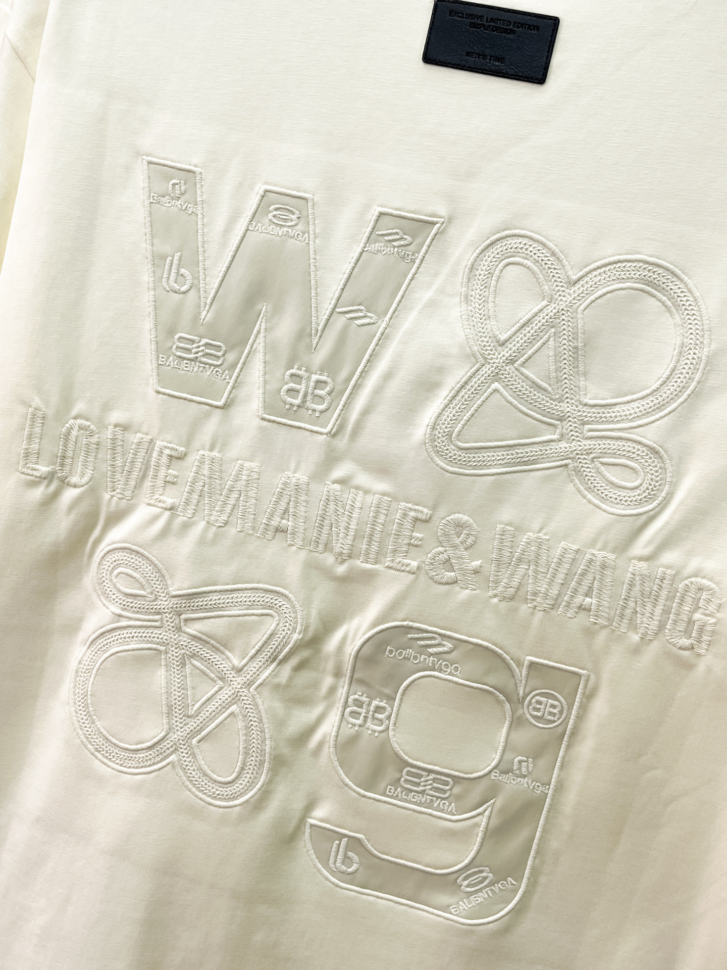 Balenciaga A貨 男款短袖T恤 壓紋Logo設計 百搭簡約款| 7 Balenciaga A貨 男款短袖T恤 壓紋Logo設計 百搭簡約款