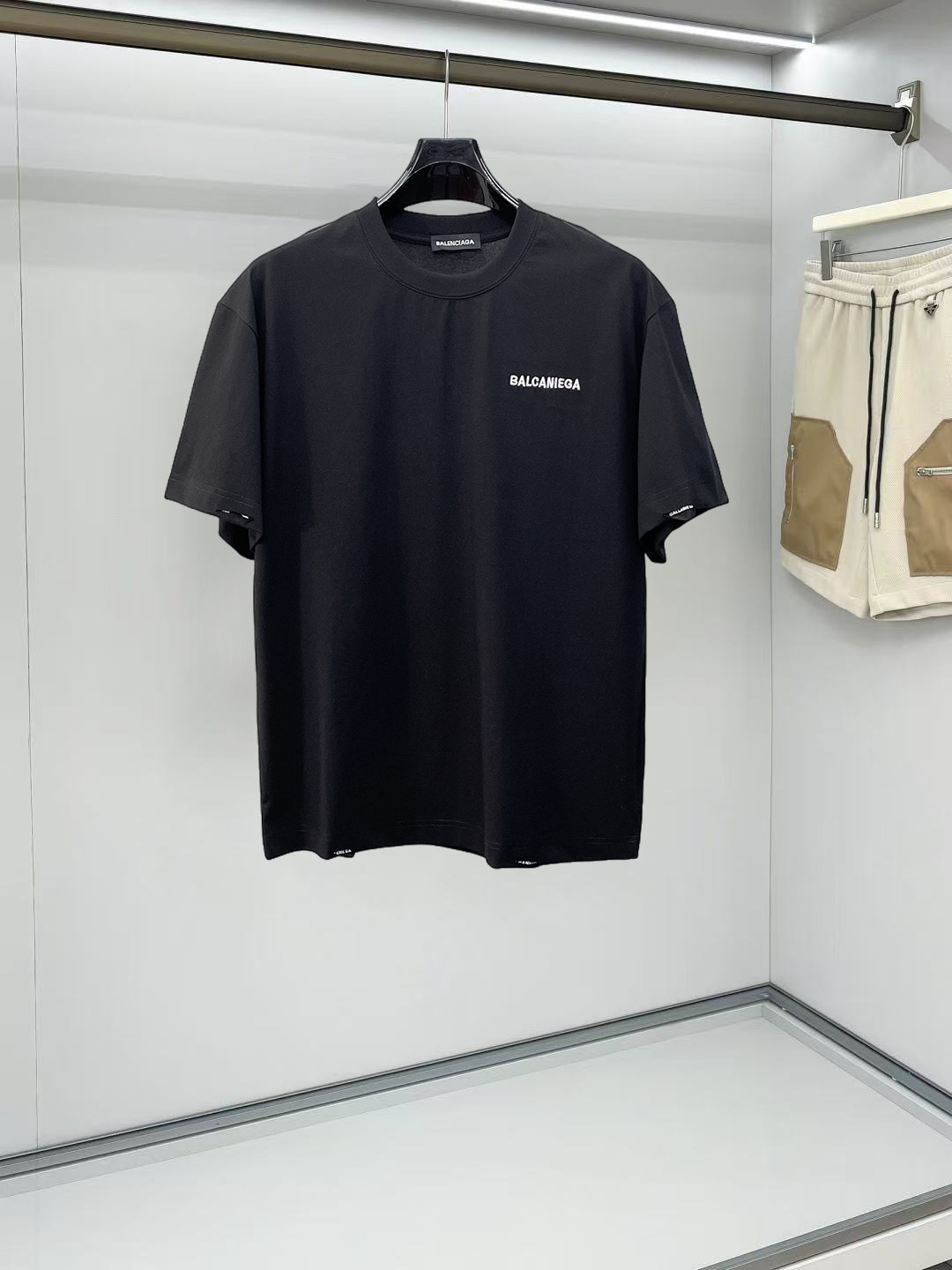 Balenciaga 一比一 男款 拼接圖案短袖T恤 潮流設計款