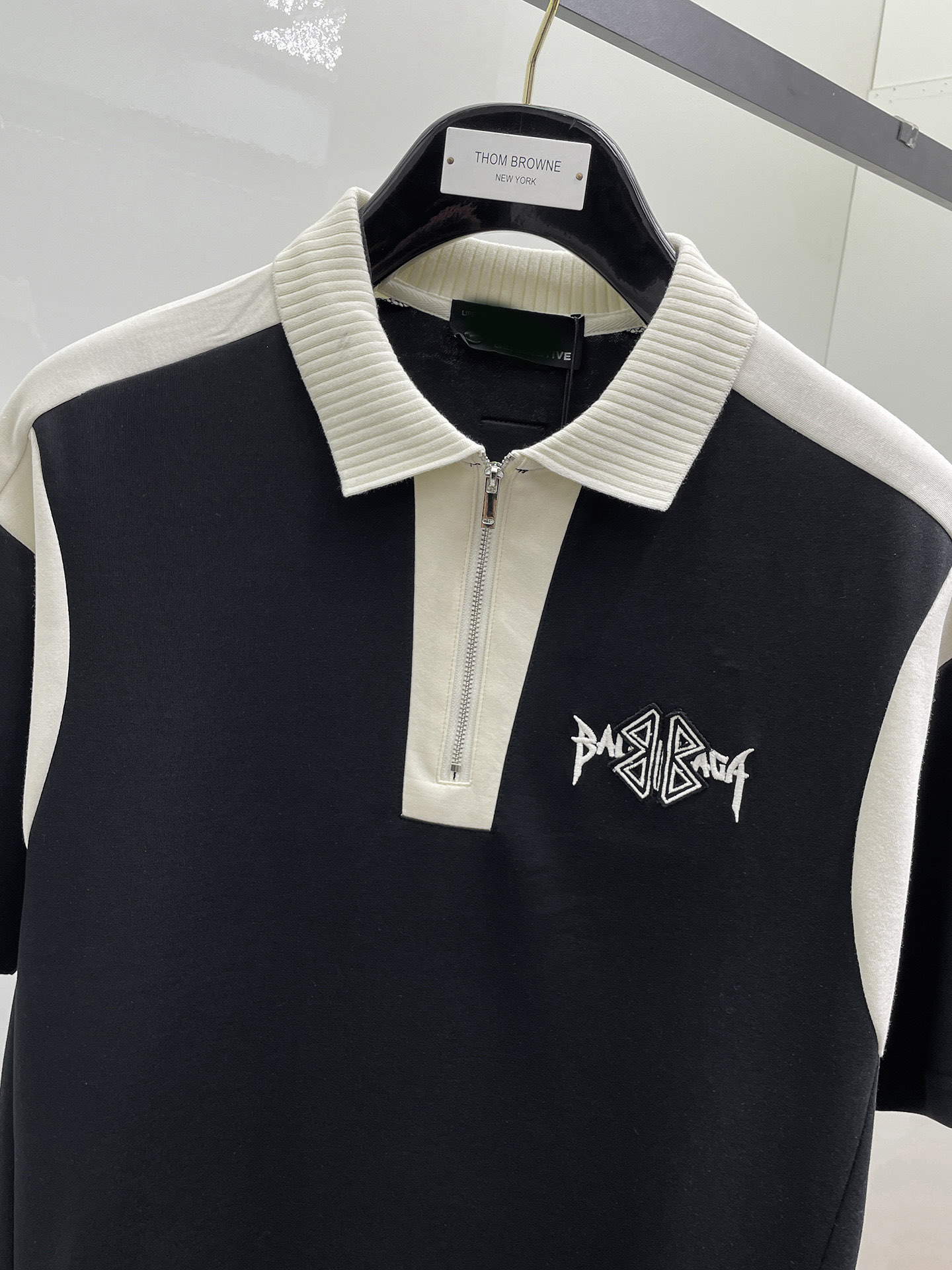 Balenciaga A貨 男款 拼接設計拉鍊POLO短袖T恤 百搭機能風| 13 Balenciaga A貨 男款 拼接設計拉鍊POLO短袖T恤 百搭機能風