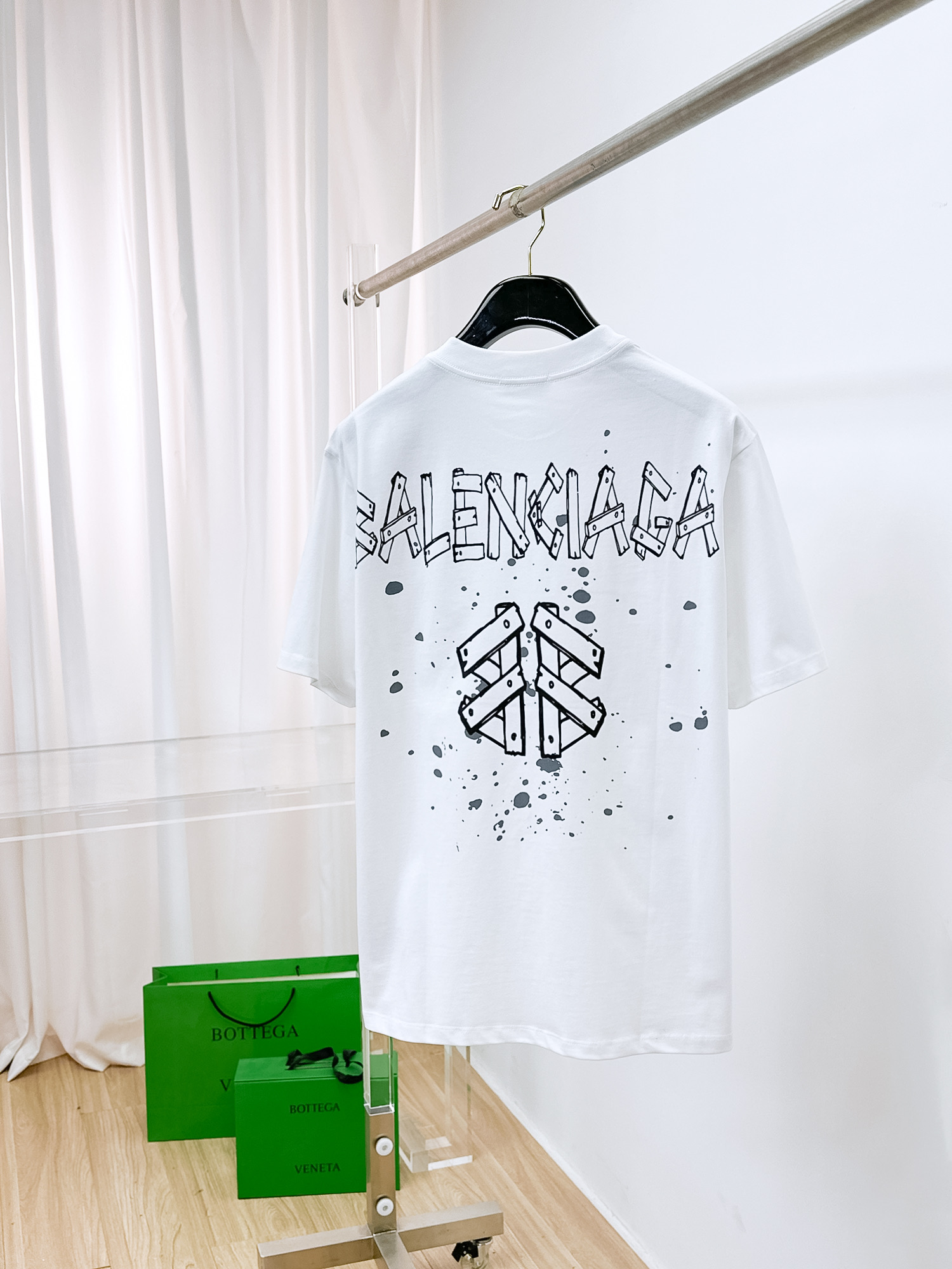 Balenciaga 高仿 男款 做舊破壞印花短袖T恤 潮流街頭款| 14 Balenciaga 高仿 男款 做舊破壞印花短袖T恤 潮流街頭款