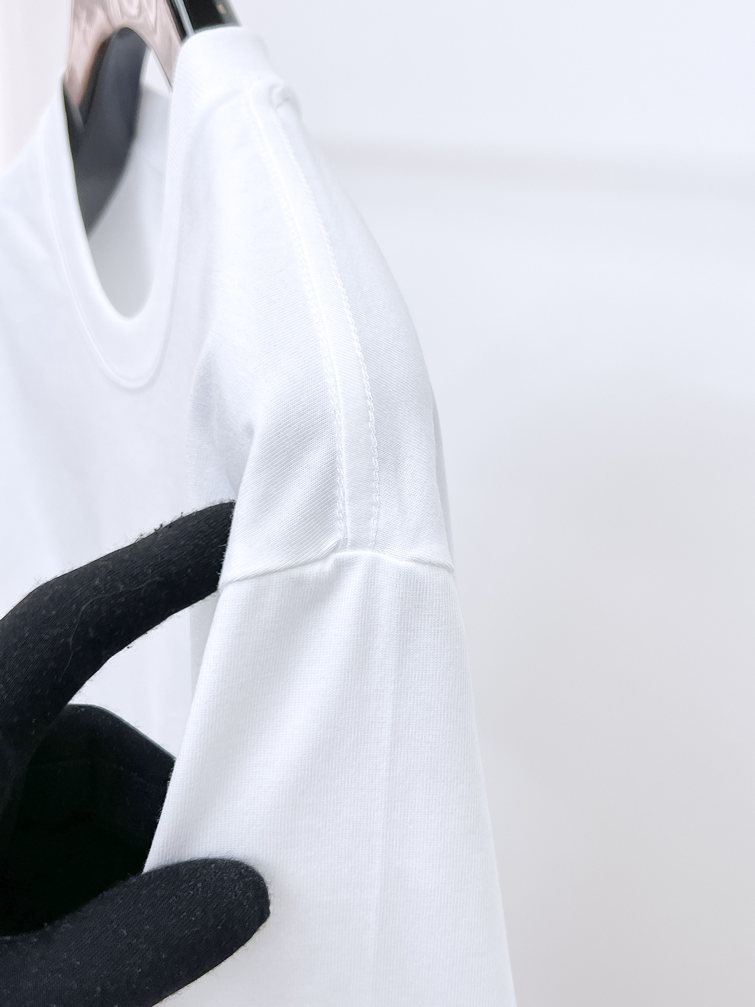 Balenciaga 一比一 男款簡約LOGO短袖T恤 百搭基礎款| 8 Balenciaga 一比一 男款簡約LOGO短袖T恤 百搭基礎款