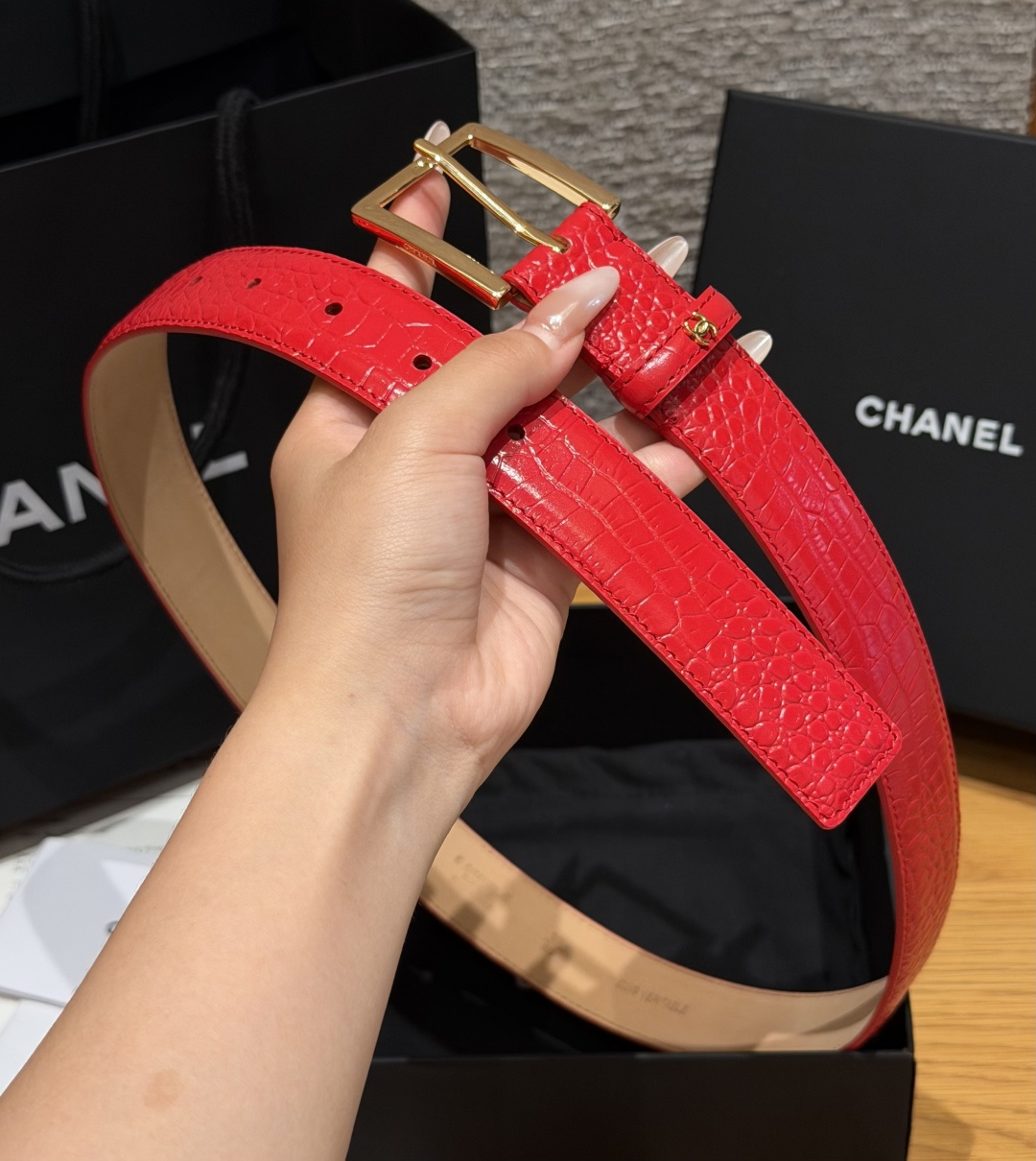 Chanel A貨 女款紅色鱷魚紋皮帶 金屬方扣腰帶 百搭時尚款| 12 Chanel A貨 女款紅色鱷魚紋皮帶 金屬方扣腰帶 百搭時尚款