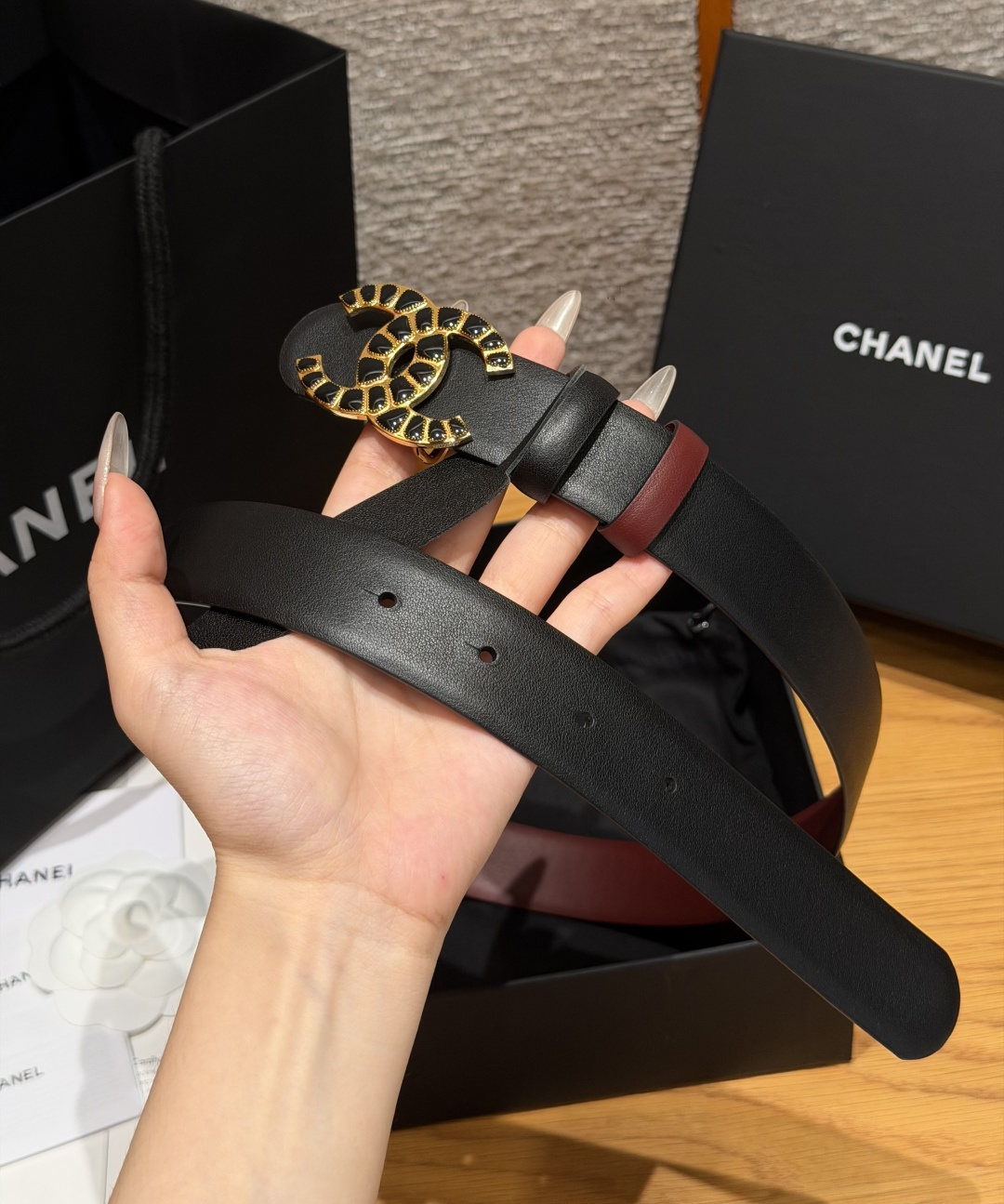 Chanel 原單 女款雙C水鑽珍珠扣皮帶 酒紅色腰帶 氣質名媛款| 10 Chanel 原單 女款雙C水鑽珍珠扣皮帶 酒紅色腰帶 氣質名媛款