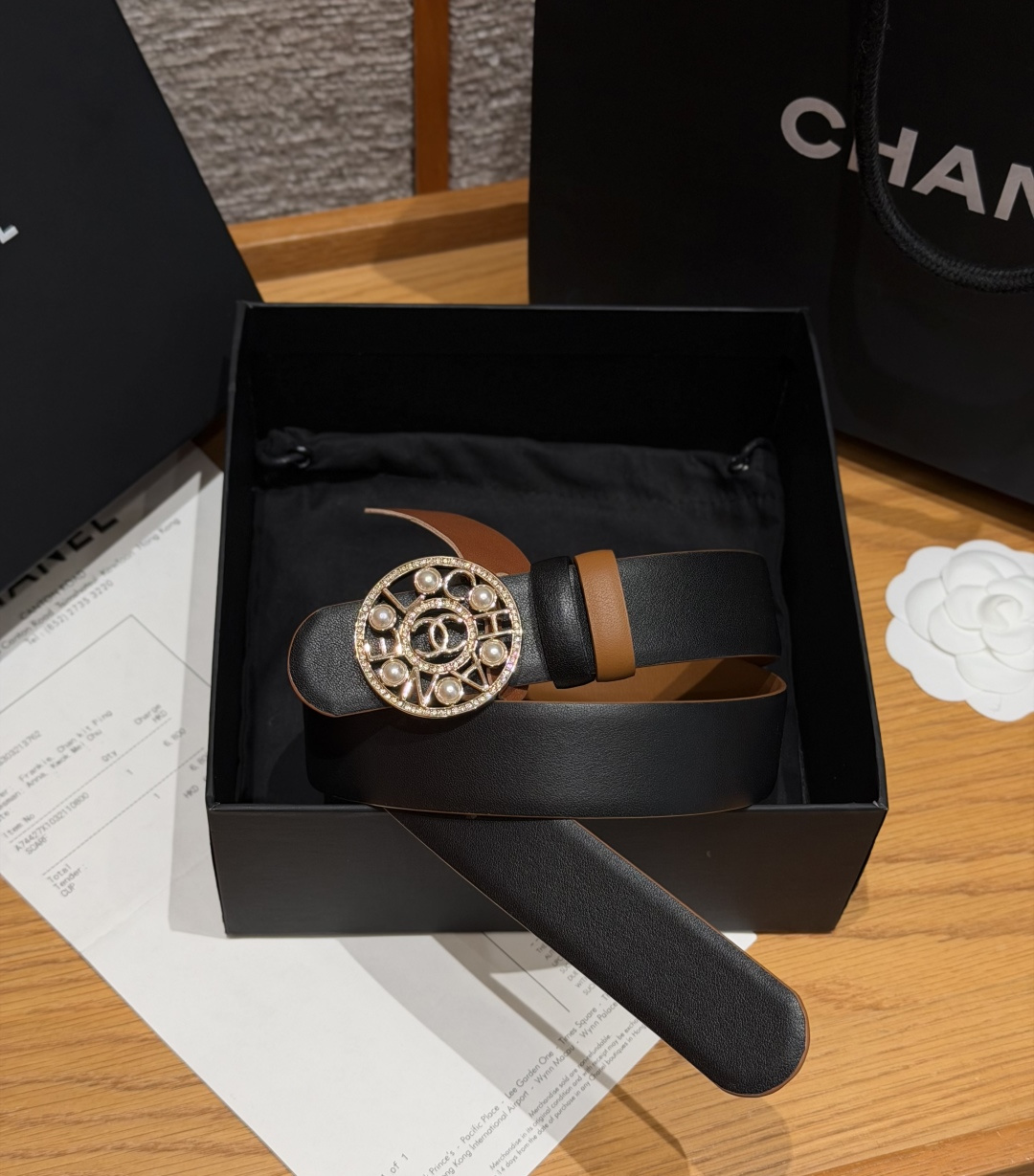 Chanel A貨 女款雙面牛皮珍珠雙C圓扣皮帶 黑棕雙色百搭腰帶| 14 Chanel A貨 女款雙面牛皮珍珠雙C圓扣皮帶 黑棕雙色百搭腰帶