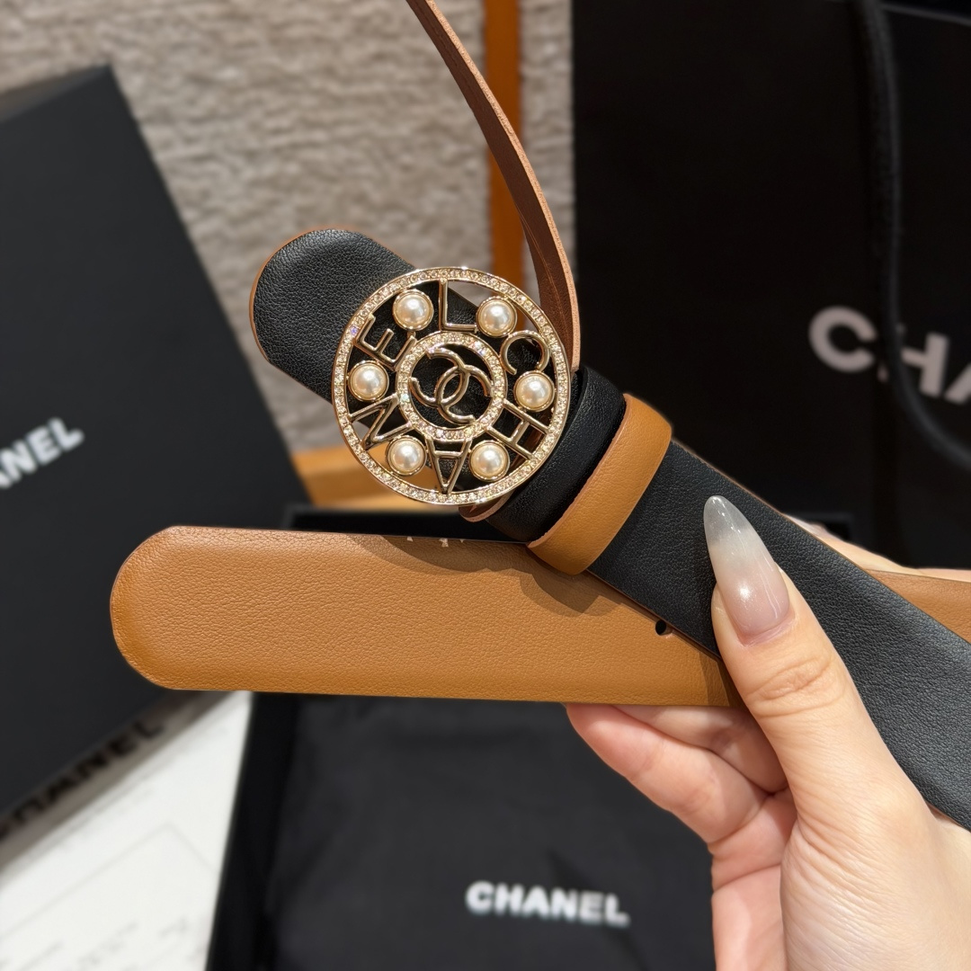 Chanel A貨 女款雙面牛皮珍珠雙C圓扣皮帶 黑棕雙色百搭腰帶| 12 Chanel A貨 女款雙面牛皮珍珠雙C圓扣皮帶 黑棕雙色百搭腰帶