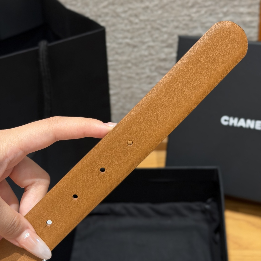 Chanel 高仿金屬球珠CC扣雙色牛皮皮帶焦糖色| 8 Chanel 高仿金屬球珠CC扣雙色牛皮皮帶焦糖色