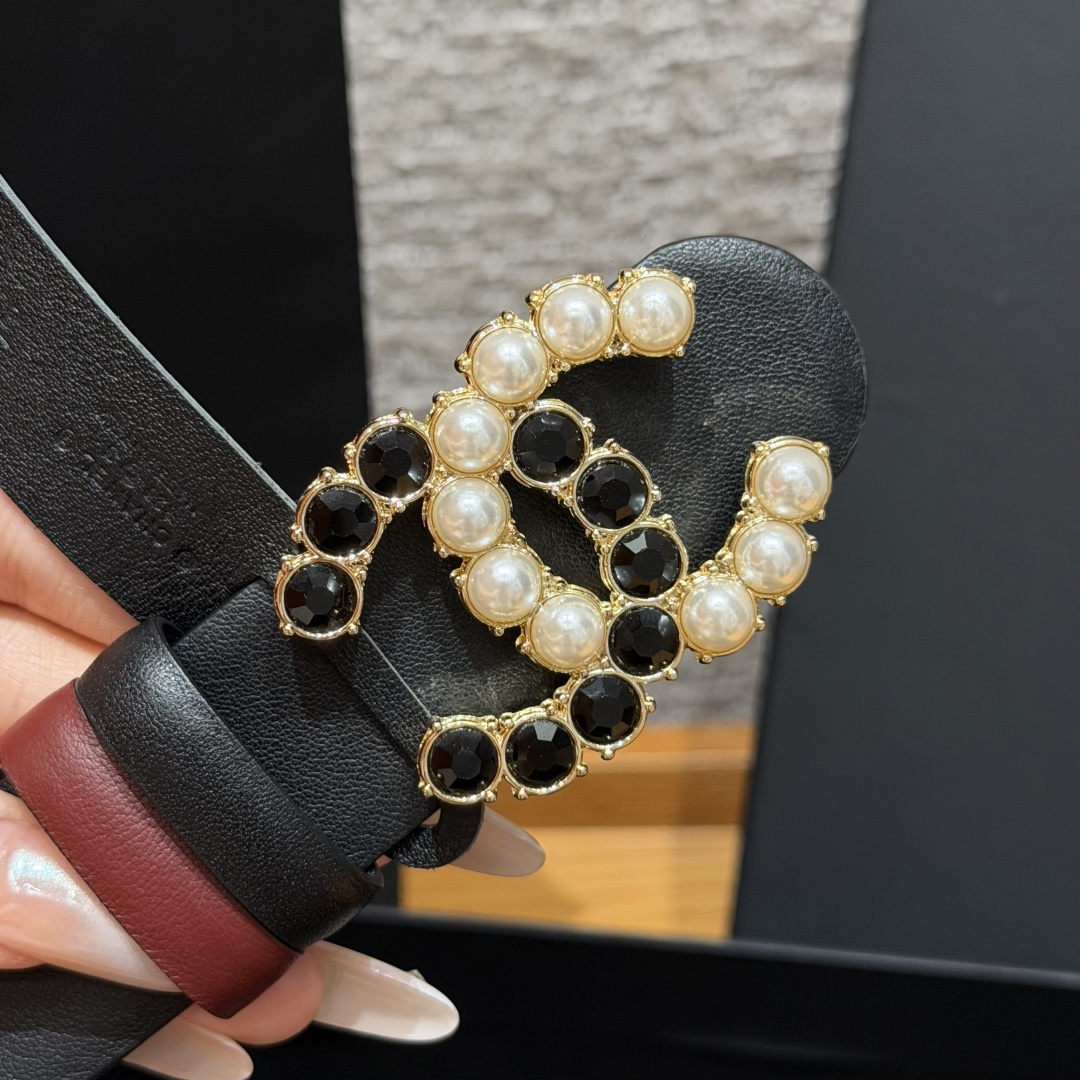 Chanel A貨珍珠黑寶石雙色CC扣牛皮皮帶黑色| 10 Chanel A貨珍珠黑寶石雙色CC扣牛皮皮帶黑色