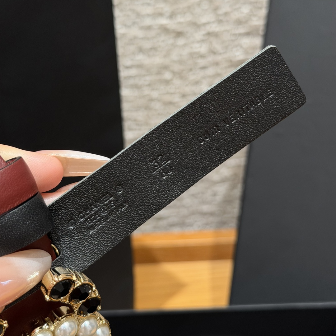 Chanel 原單珍珠黑寶石CC扣牛皮皮帶酒紅色| 9 Chanel 原單珍珠黑寶石CC扣牛皮皮帶酒紅色