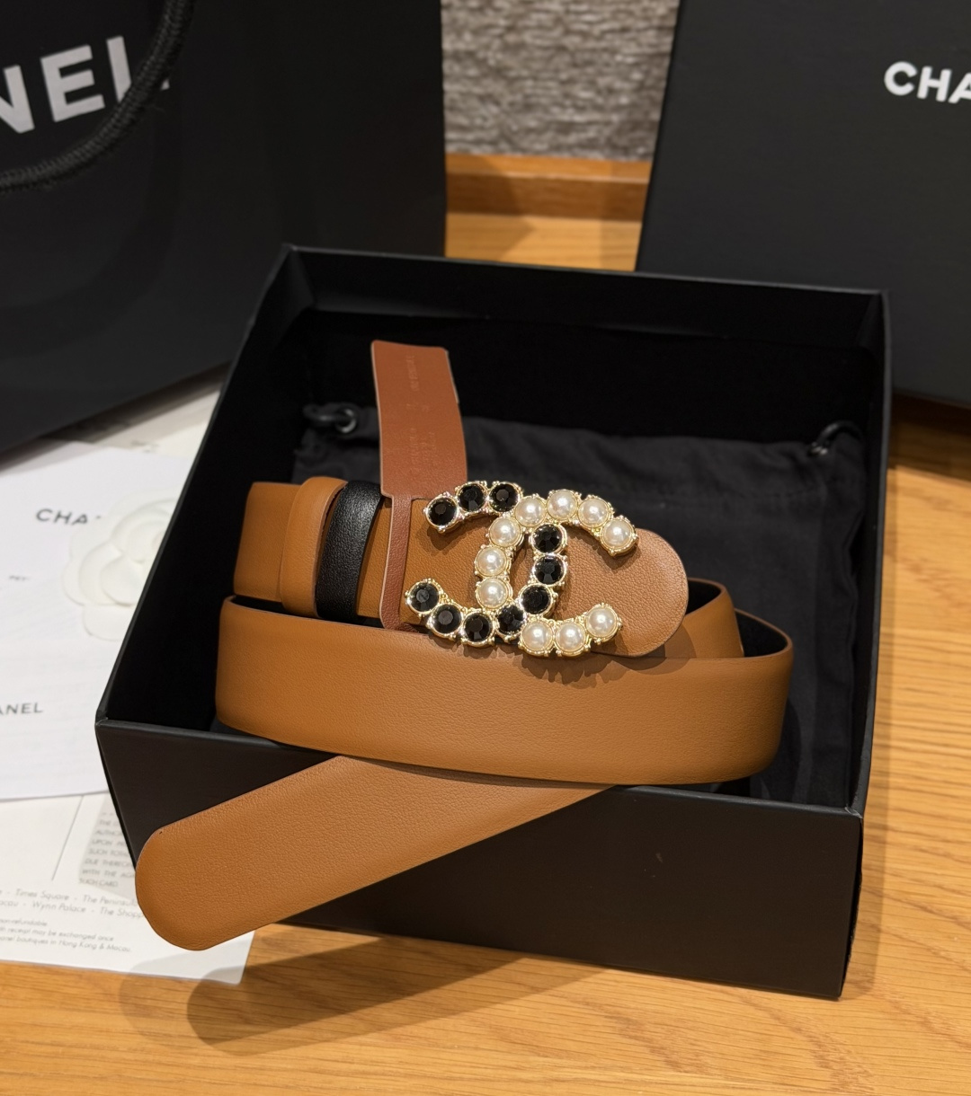 Chanel 一比一珍珠黑鑽CC雙色牛皮皮帶焦糖棕色| 14 Chanel 一比一珍珠黑鑽CC雙色牛皮皮帶焦糖棕色
