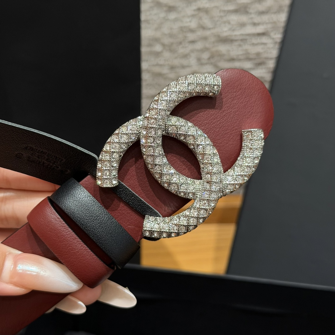 Chanel A貨滿鑽雙C扣女士牛皮皮帶酒紅色| 10 Chanel A貨滿鑽雙C扣女士牛皮皮帶酒紅色