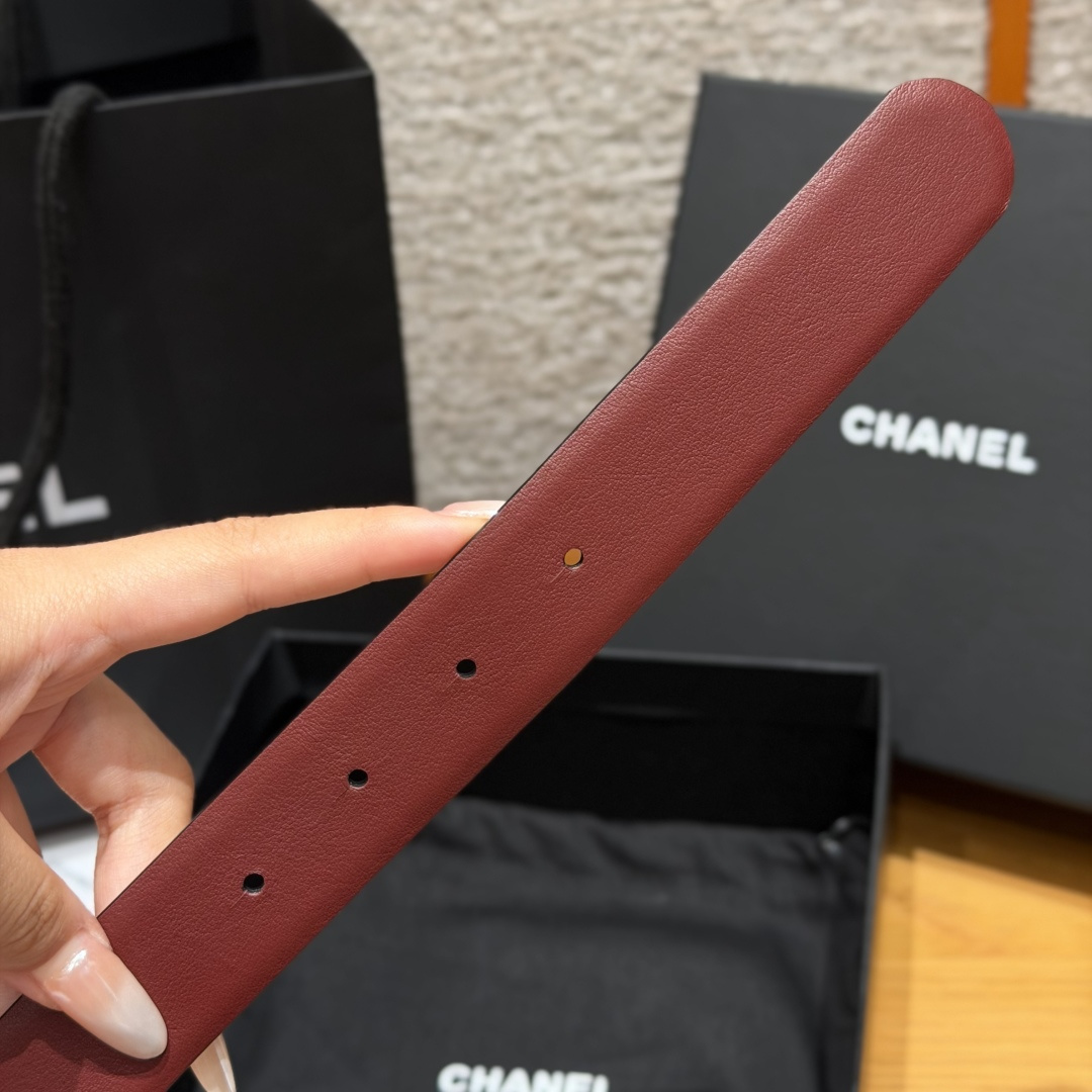 Chanel A貨滿鑽雙C扣女士牛皮皮帶酒紅色| 8 Chanel A貨滿鑽雙C扣女士牛皮皮帶酒紅色