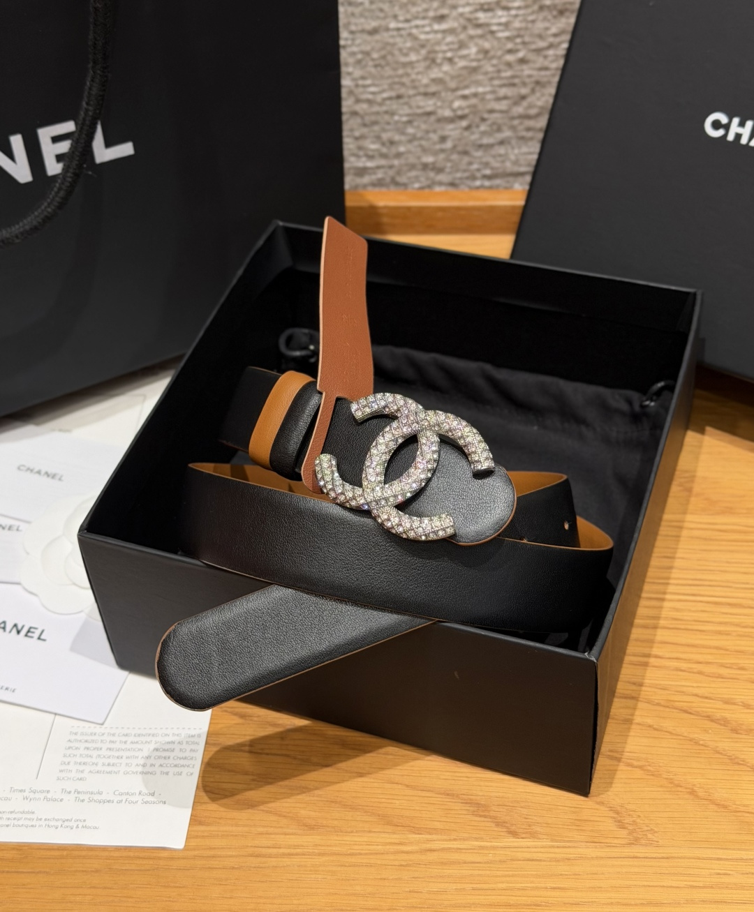 Chanel 高仿滿鑽雙C雙色牛皮女士皮帶黑棕色| 12 Chanel 高仿滿鑽雙C雙色牛皮女士皮帶黑棕色