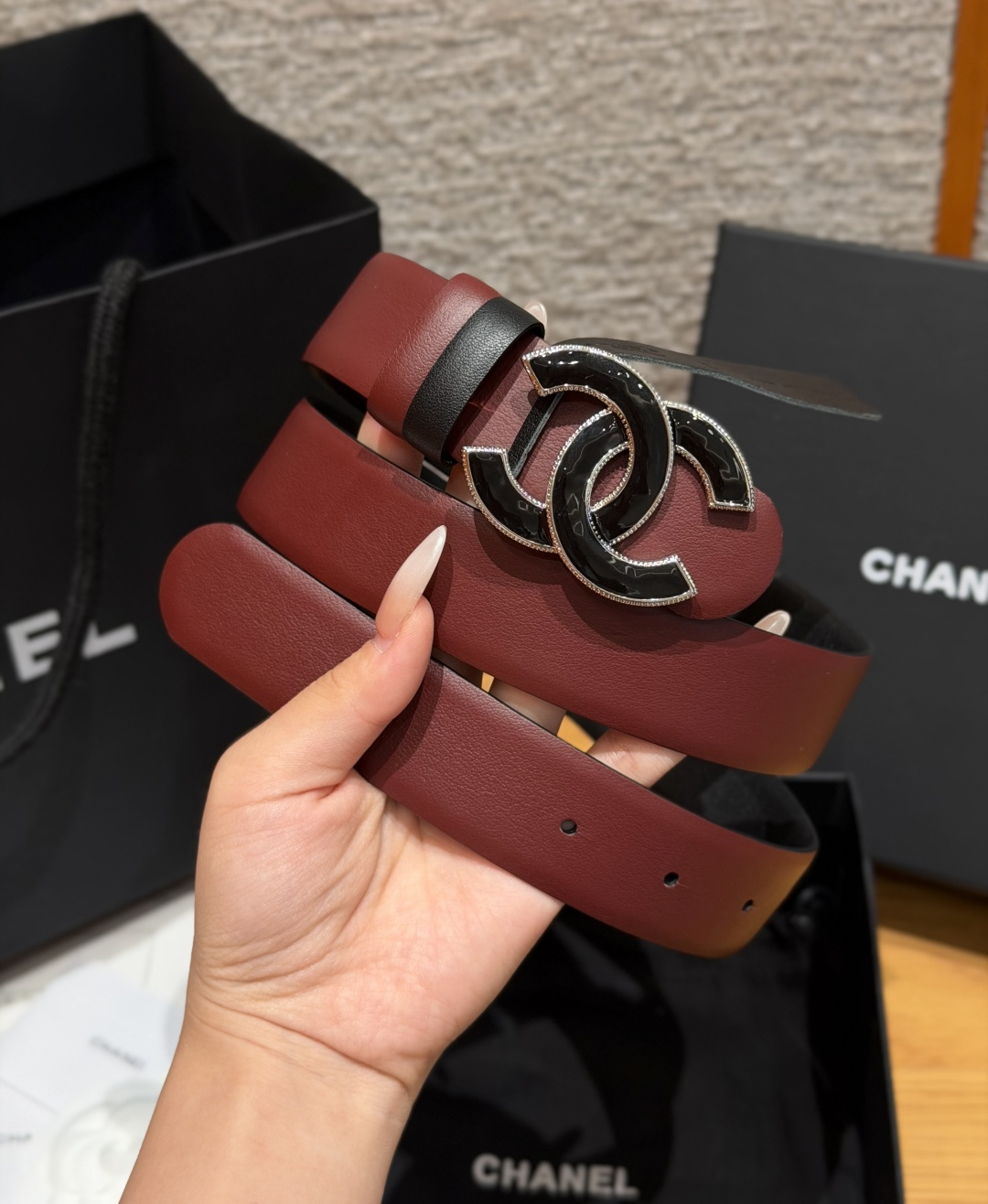 ChanelA貨酒红色琺瑯雙C扣女士精品皮帶| 13 ChanelA貨酒红色琺瑯雙C扣女士精品皮帶
