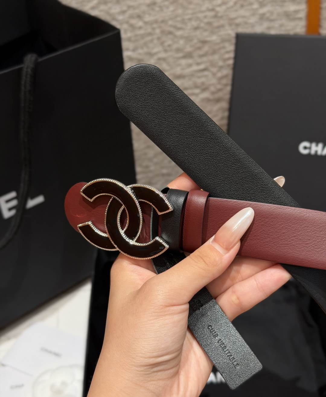 ChanelA貨酒红色琺瑯雙C扣女士精品皮帶| 12 ChanelA貨酒红色琺瑯雙C扣女士精品皮帶
