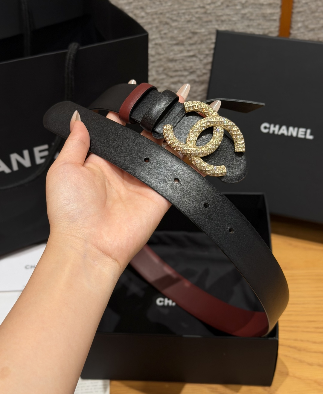 Chanel高仿滿鑽雙C雙面牛皮女士皮帶| 10 Chanel高仿滿鑽雙C雙面牛皮女士皮帶