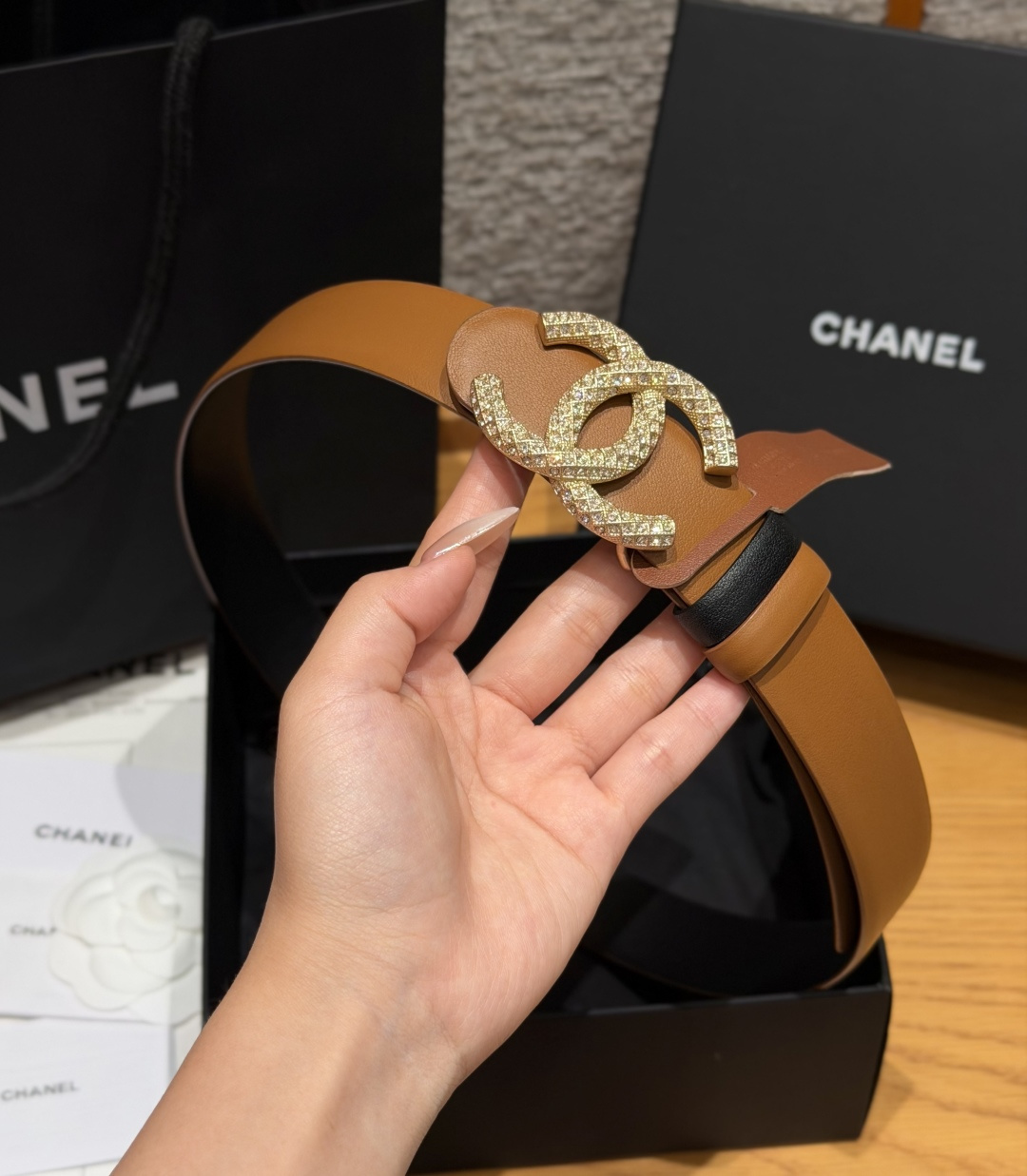 ChanelA貨棕色菱格紋金色雙C女士皮帶| 3 ChanelA貨棕色菱格紋金色雙C女士皮帶
