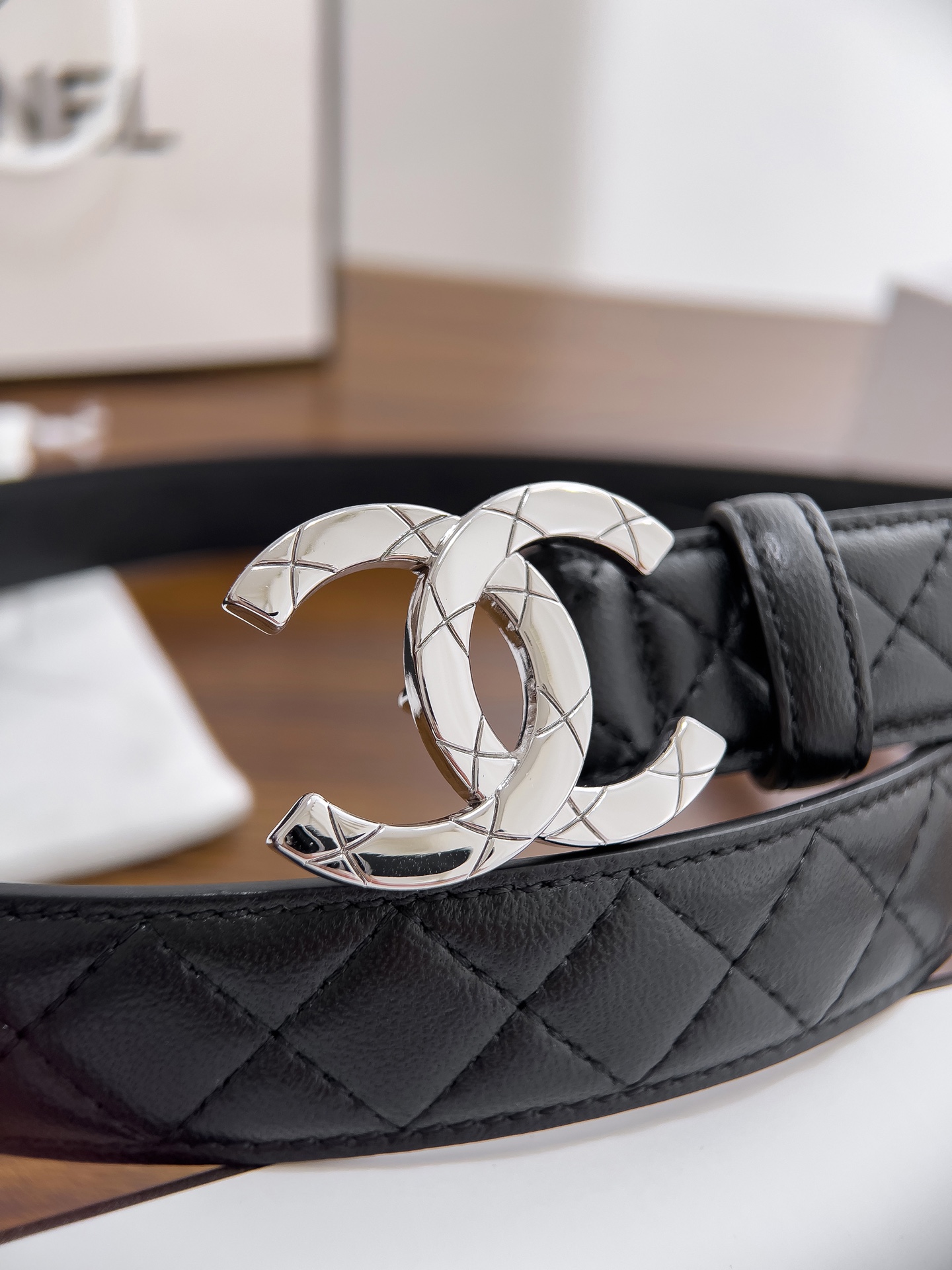 Chanel高仿菱格紋牛皮雙C女士精品腰帶| 12 Chanel高仿菱格紋牛皮雙C女士精品腰帶