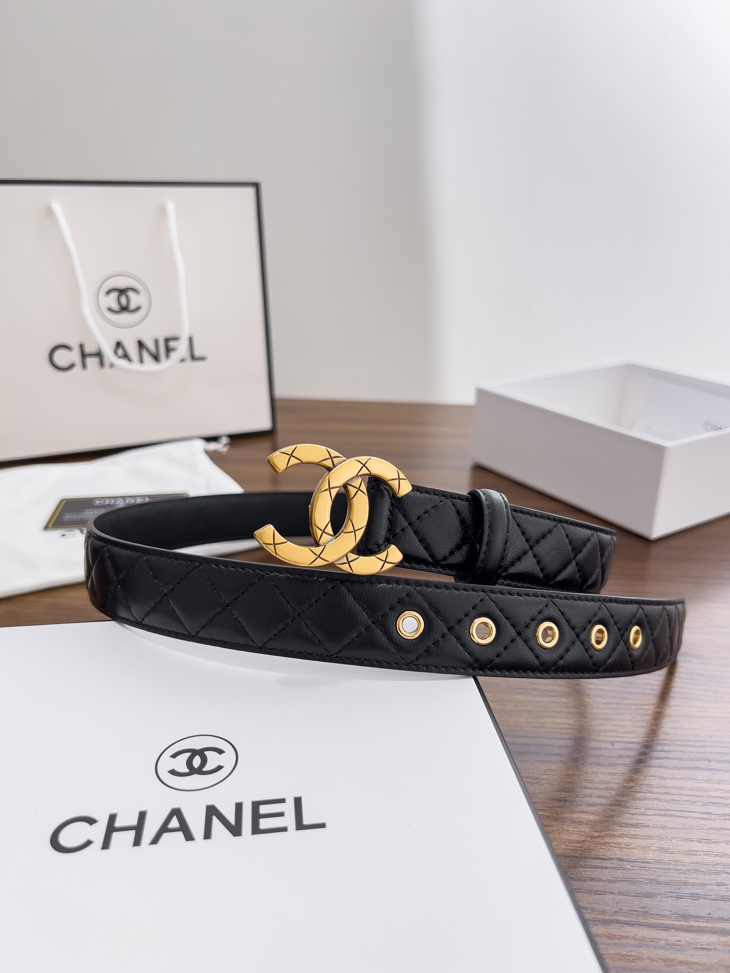 Chanel高仿菱格紋雙C金扣女士牛皮皮帶| 13 Chanel高仿菱格紋雙C金扣女士牛皮皮帶