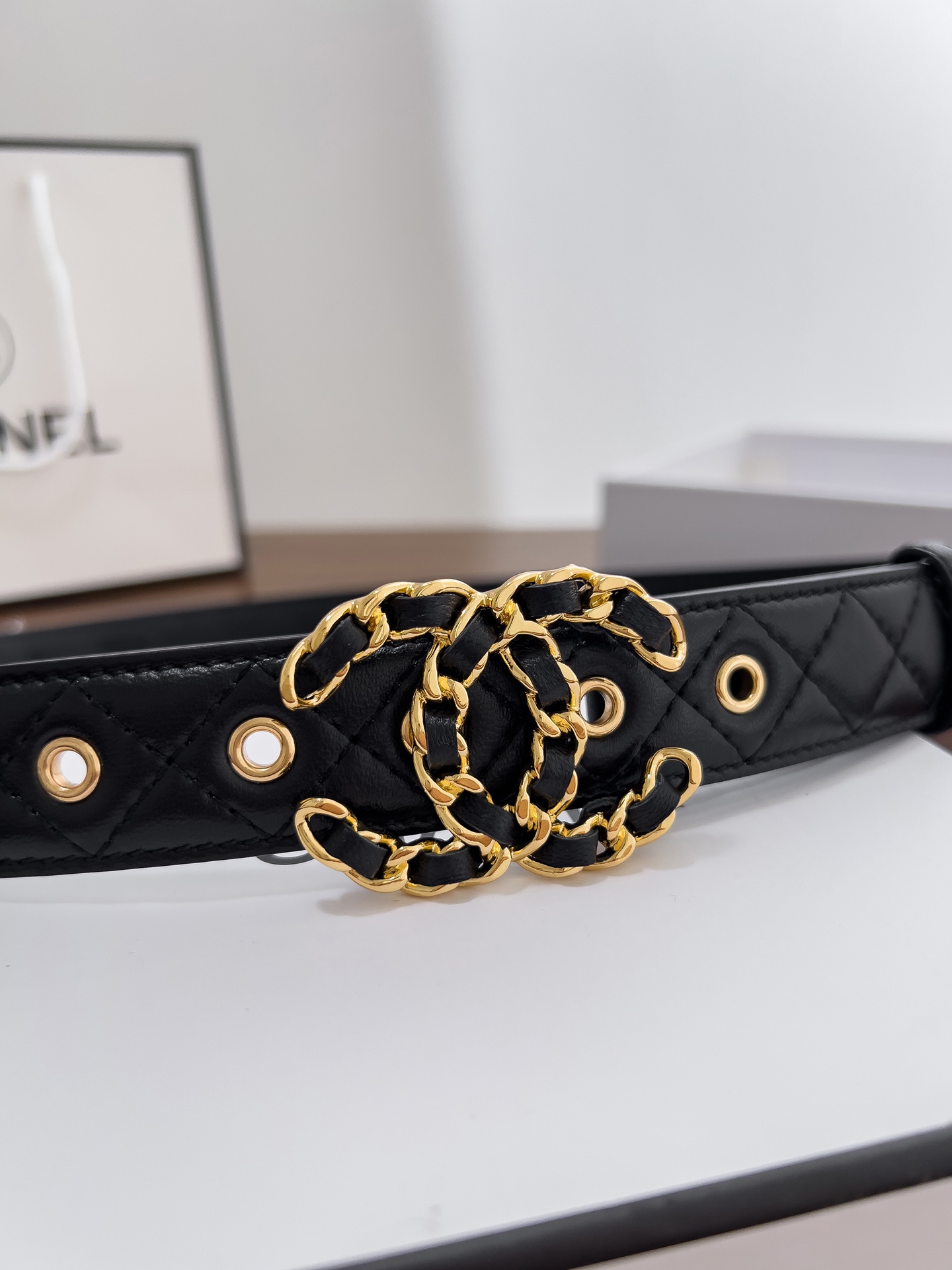 ChanelA貨金色皮穿鍊雙C女士精品腰帶| 8 ChanelA貨金色皮穿鍊雙C女士精品腰帶