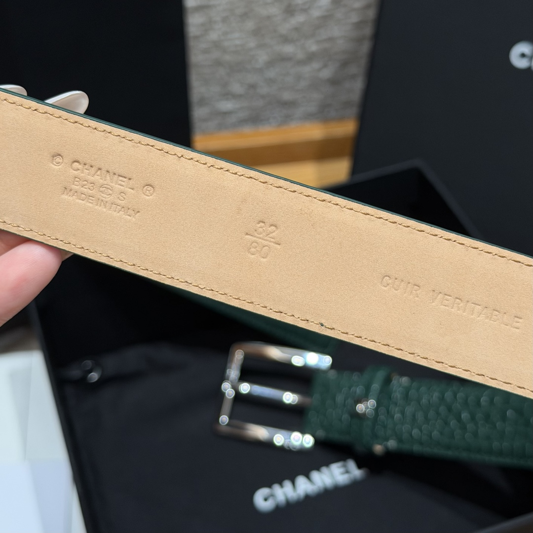 Chanel 高仿 女款鱷魚壓紋皮帶 綠色細版腰帶 輕奢百搭款| 8 Chanel 高仿 女款鱷魚壓紋皮帶 綠色細版腰帶 輕奢百搭款